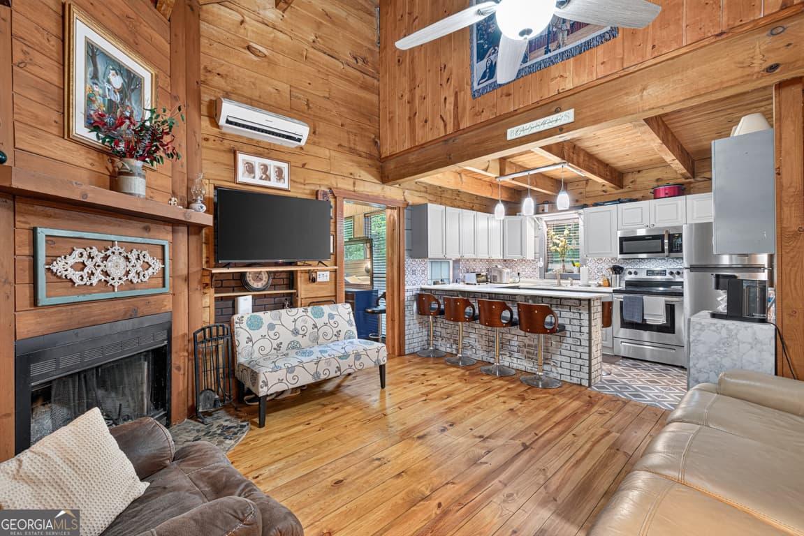 3 bedroom, 2 bathroom, 1,170 sq ft cabin,single family residence for sale at 249 Monroe Ridge Road, Sautee Nacoochee, GA 30571 — photo 8