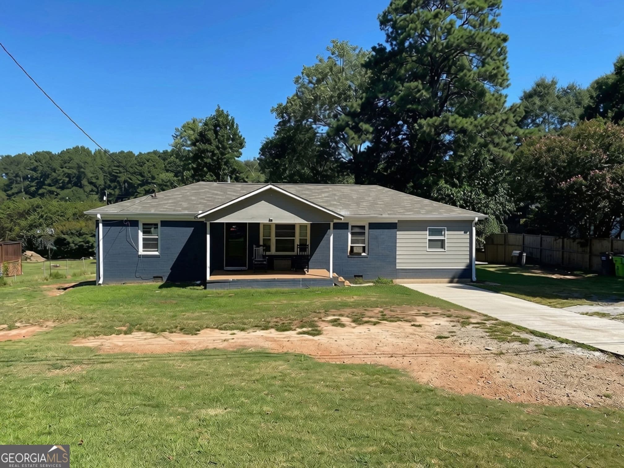 3 bedroom, 1 bathroom, 1,075 sq ft single family residence for sale at 2308 Clay Road, Austell, GA 30106 — photo 2