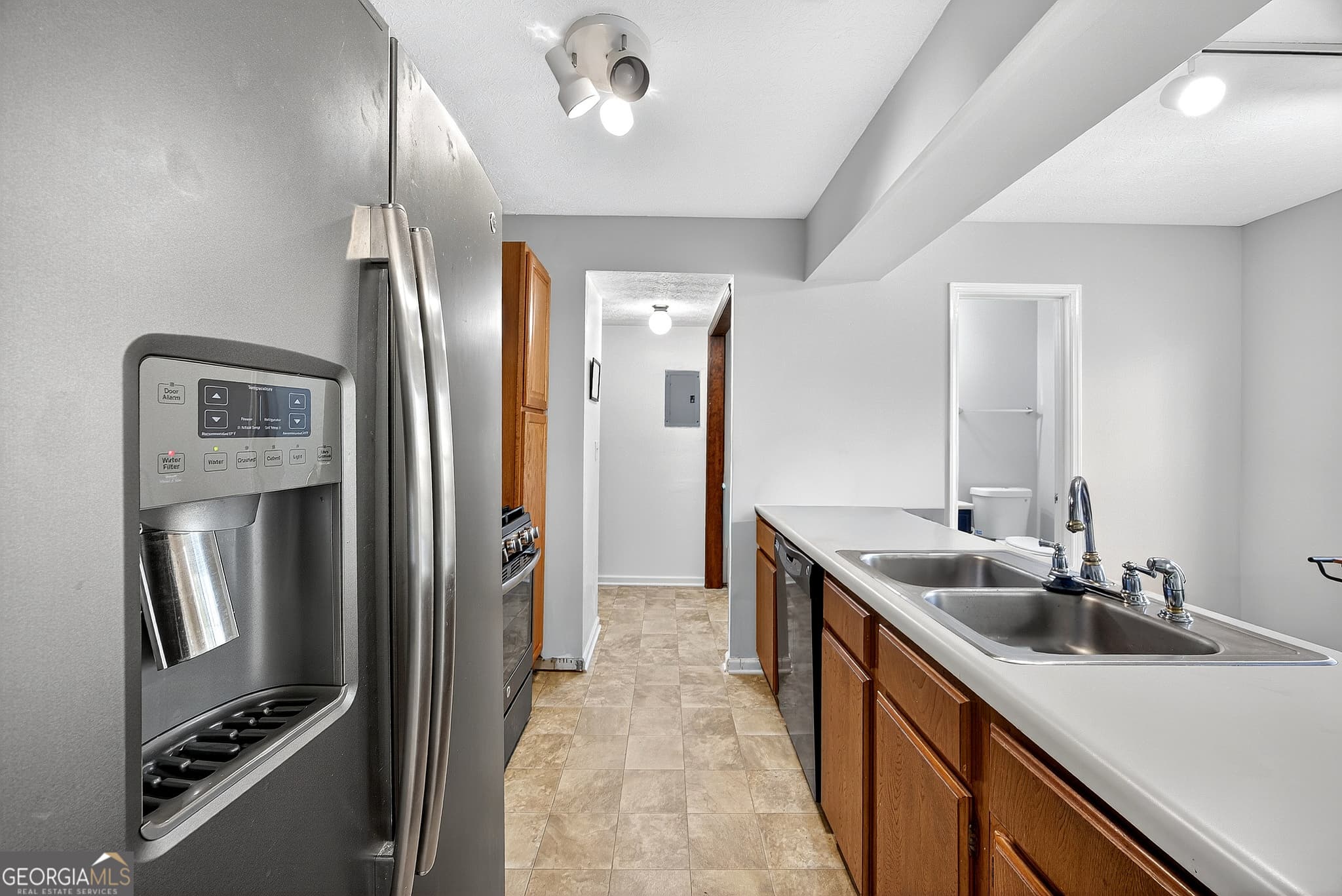 2 bedroom, 1.5 bathroom, 1,235 sq ft townhouse for sale at 840 Brandy Oaks Lane, Stone Mountain, GA 30088 — photo 10