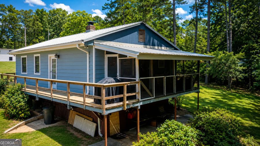 3 bedroom, 1 bathroom, 990 sq ft single family residence for sale at 534 Gambrell Road, Townville, SC 29689