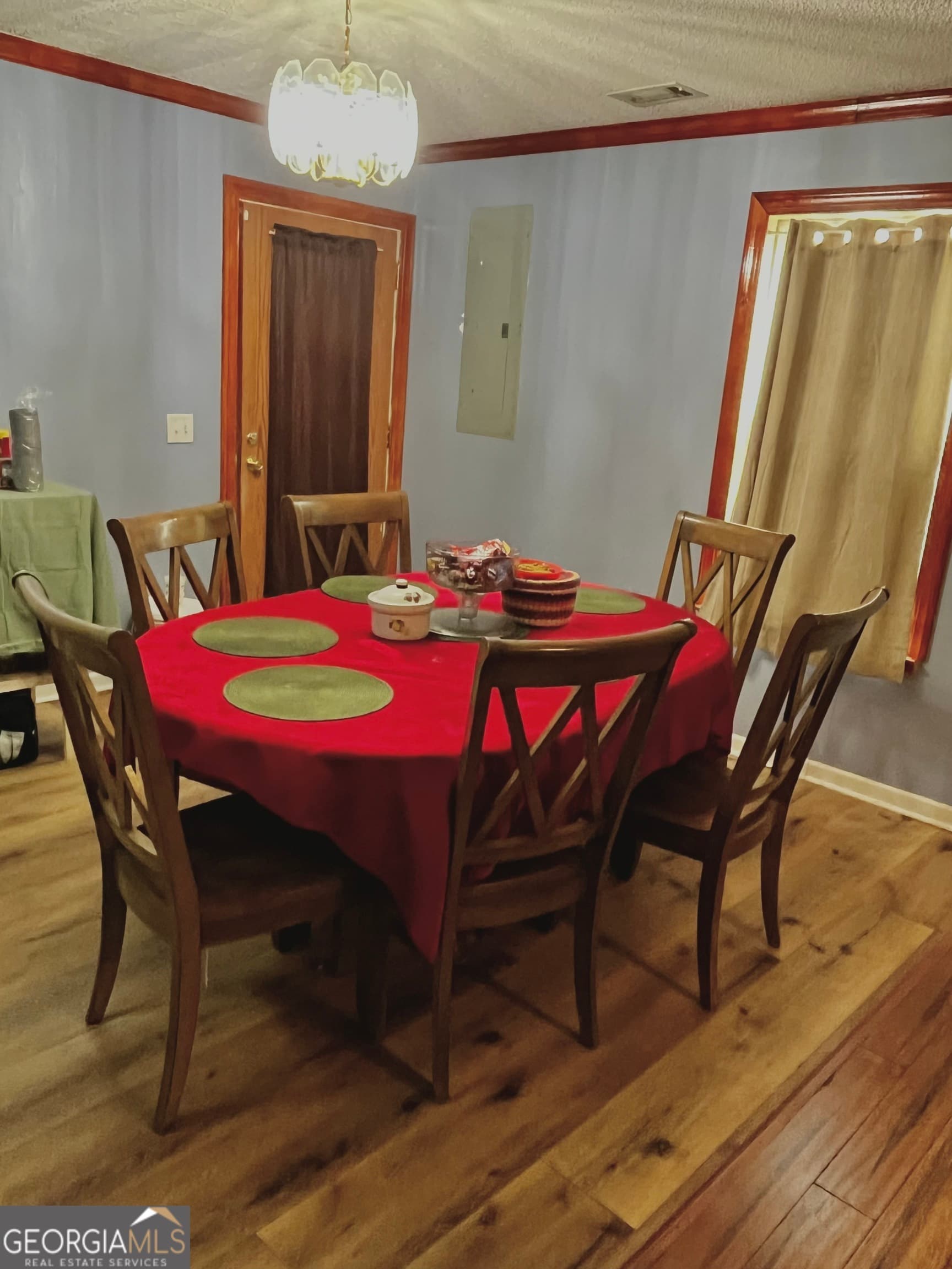 3 bedroom, 2 bathroom, 1,671 sq ft single family residence for sale at 705 Geiger Street, Mount Vernon, GA 30445 — photo 6