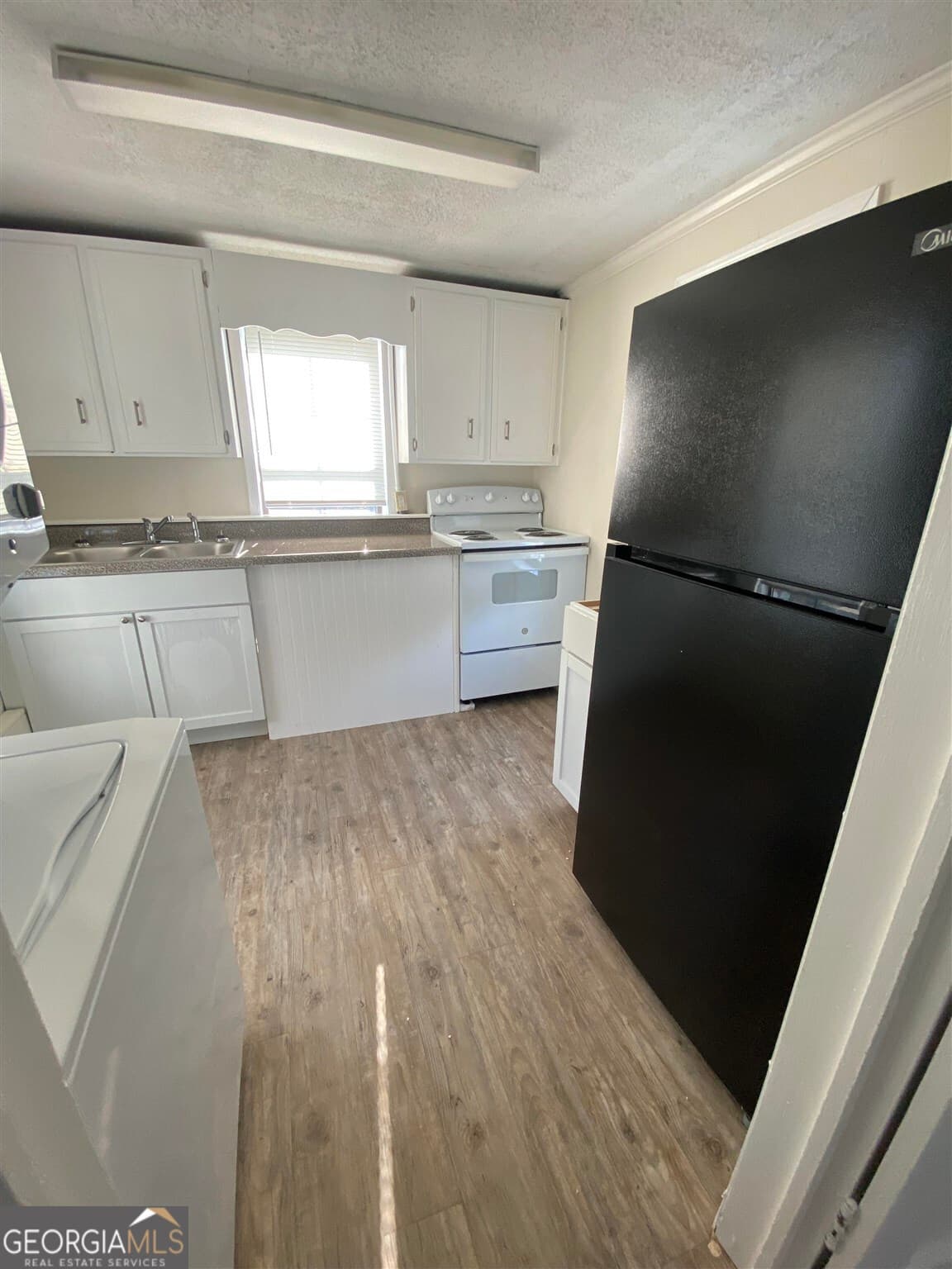2 bedroom, 1 bathroom, 800 sq ft single family residence for rent at 622 Wayne Street B, Milledgeville, GA 31061 for $875 a month — photo 3