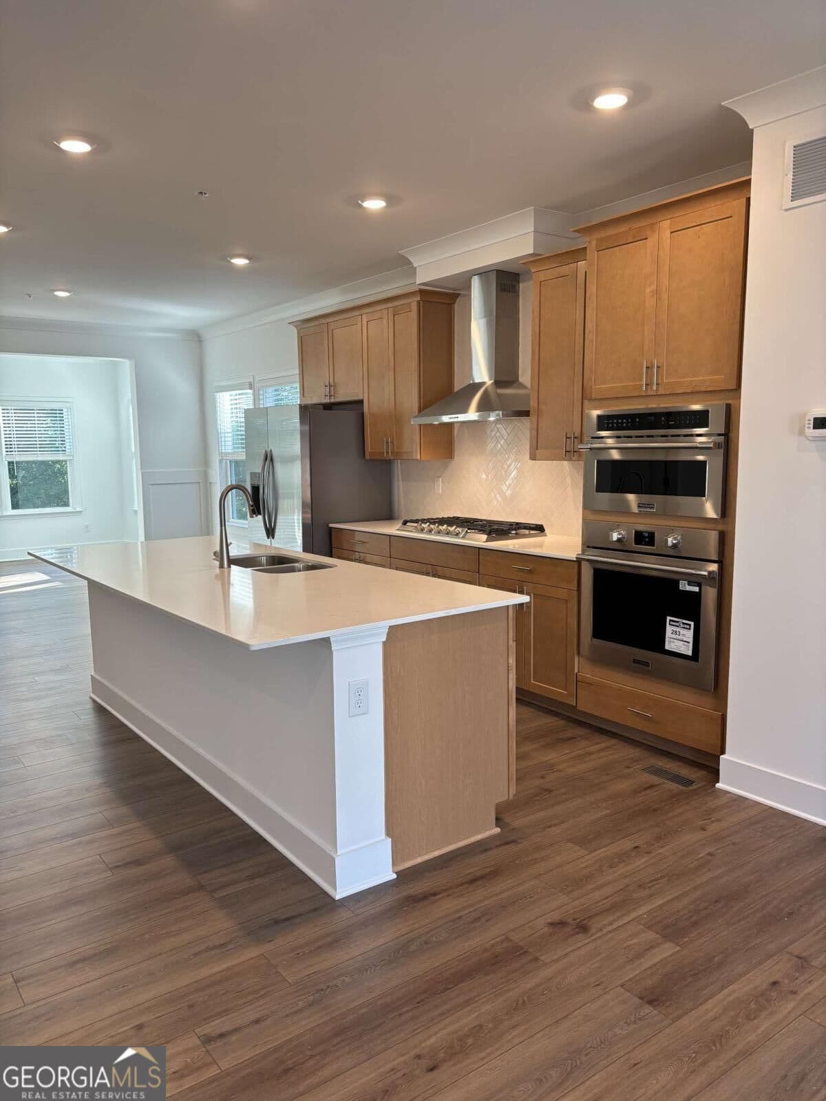 4 bedroom, 3.5 bathroom, 2,476 sq ft townhouse for sale at 468 Brodie Drive 72, Woodstock, GA 30188 — photo 2