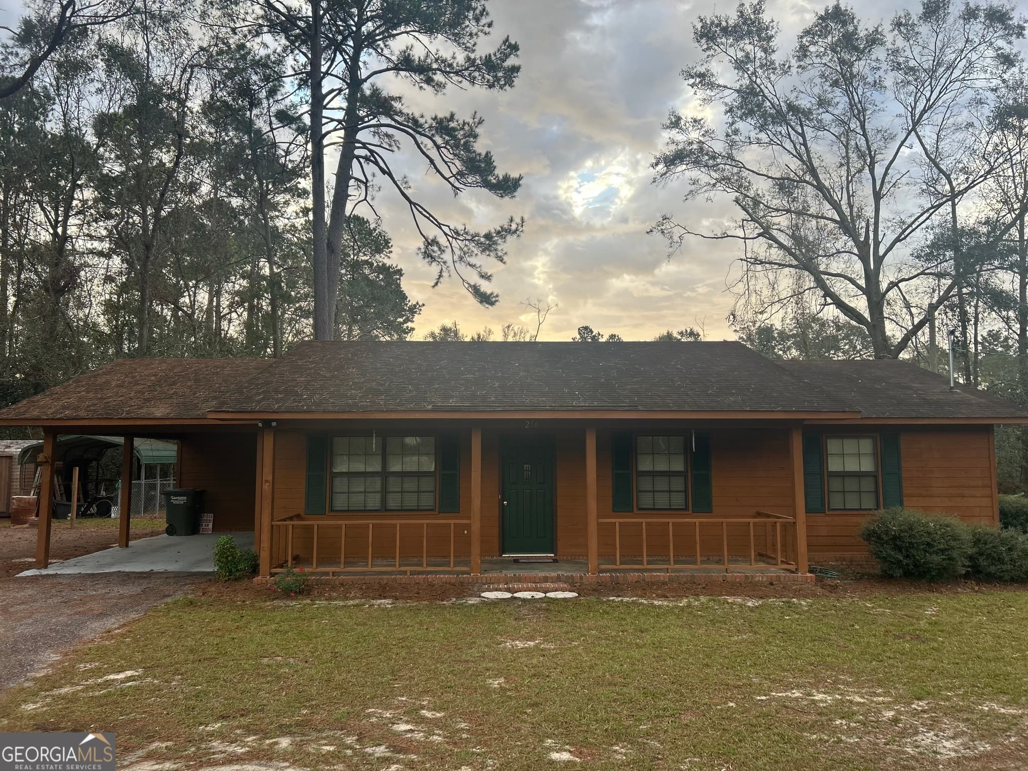 3 bedroom, 2 bathroom, 1,208 sq ft single family residence sold at 256 E Brazell Street, Reidsville, GA 30453