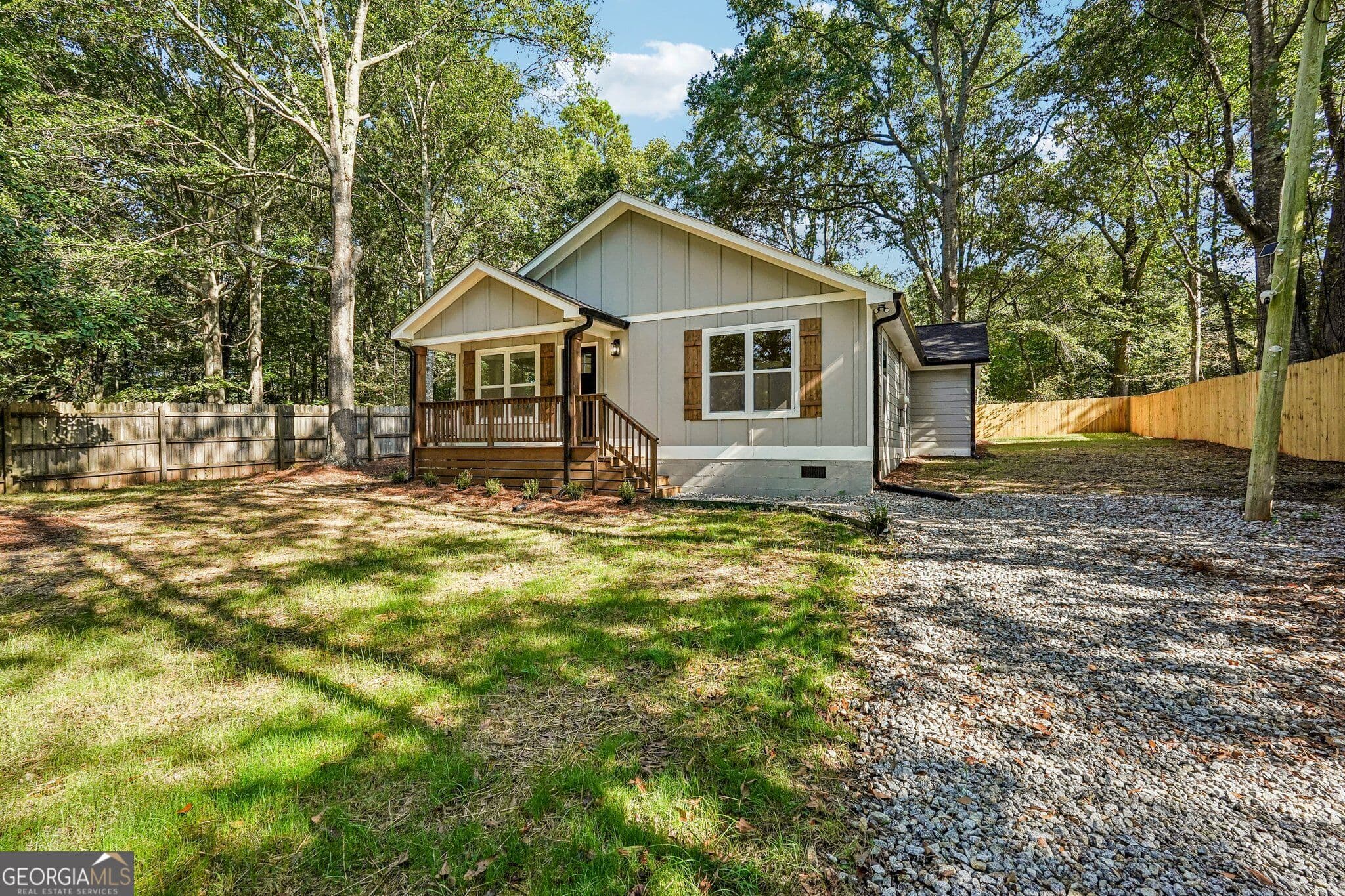 3 bedroom, 2 bathroom, 1,200 sq ft single family residence for sale at 84 Bagley Road, Newnan, GA 30265 — photo 3