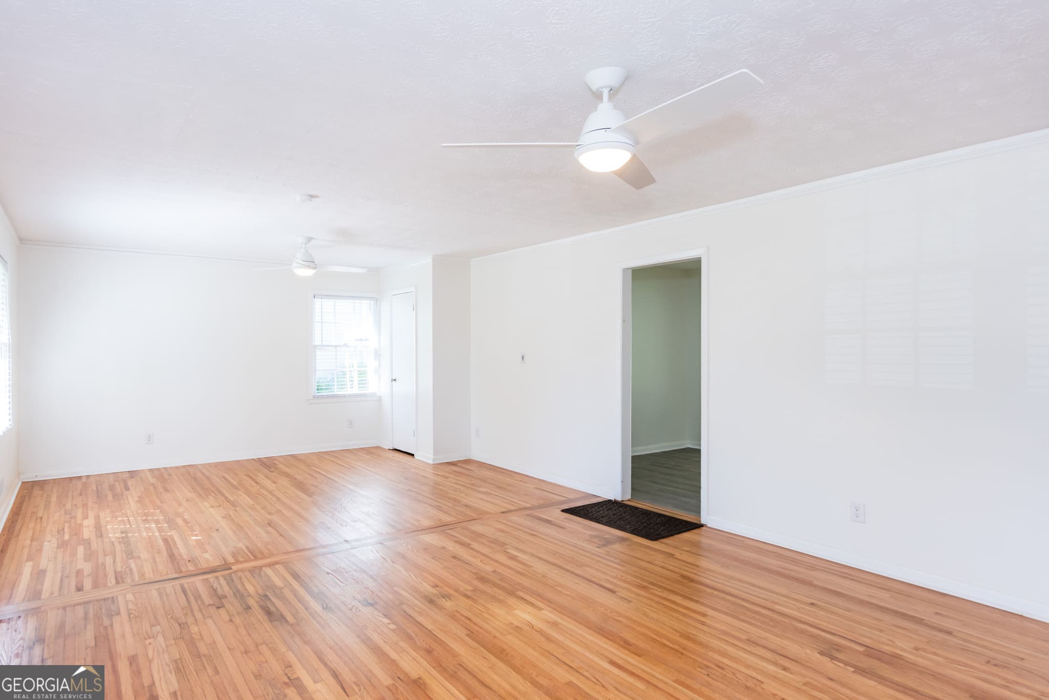 3 bedroom, 2 bathroom, 1,300 sq ft single family residence for rent at 6551 Bussell Way, Riverdale, GA 30274 for $1,700 a month — photo 6