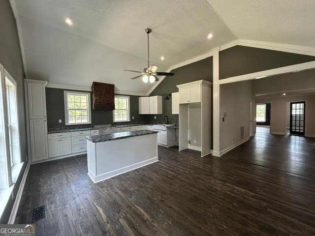 5 bedroom, 3 bathroom, 3,404 sq ft single family residence for sale at 745 Ga Highway 338, Dudley, GA 31022 — photo 3