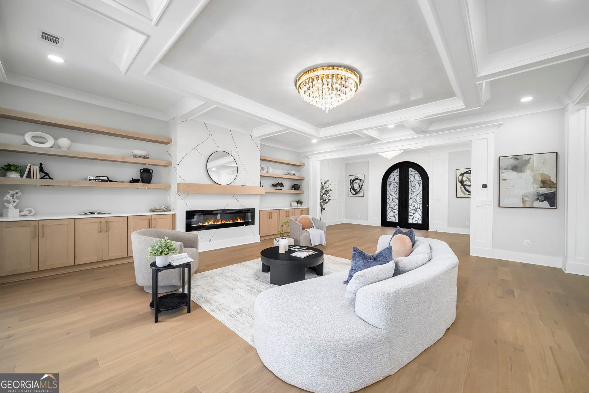5 bedroom, 6 bathroom, 7,321 sq ft single family residence for sale at 403 Thunder Road, Buford, GA 30518 — photo 8