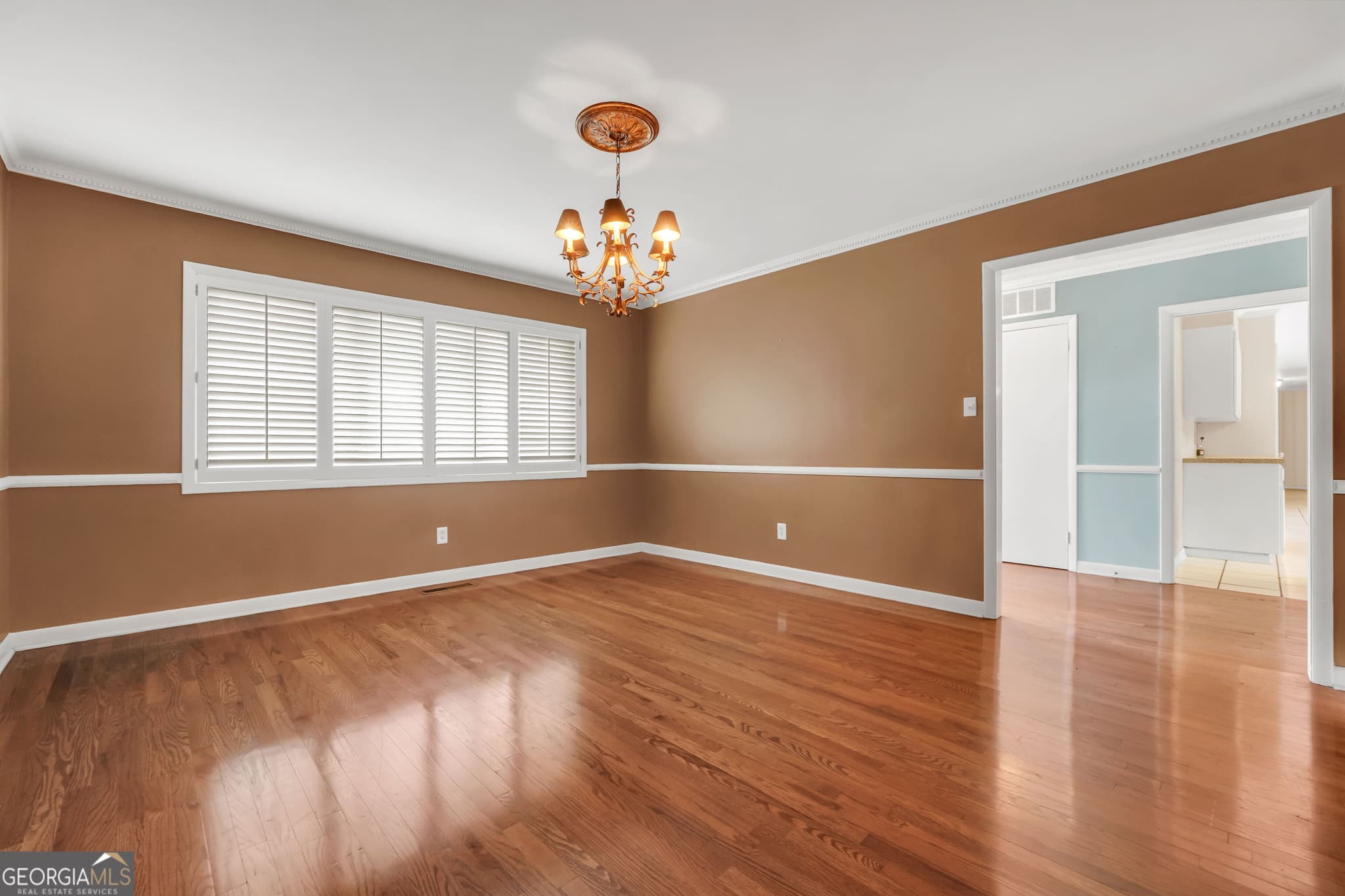 3 bedroom, 2 bathroom, 2,545 sq ft single family residence for sale at 104 Woodlawn Place, Thomaston, GA 30286 — photo 7