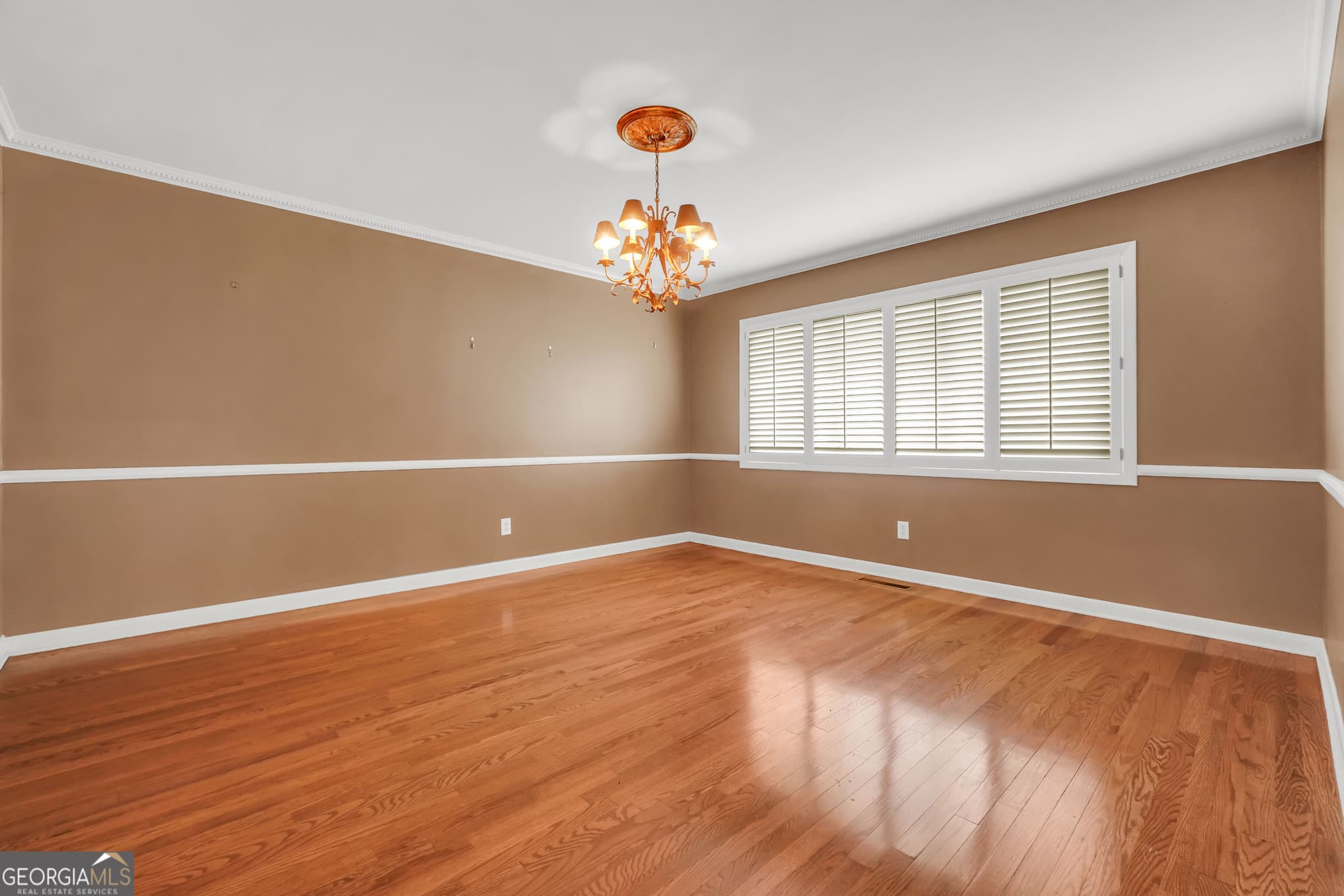 3 bedroom, 2 bathroom, 2,545 sq ft single family residence for sale at 104 Woodlawn Place, Thomaston, GA 30286 — photo 8