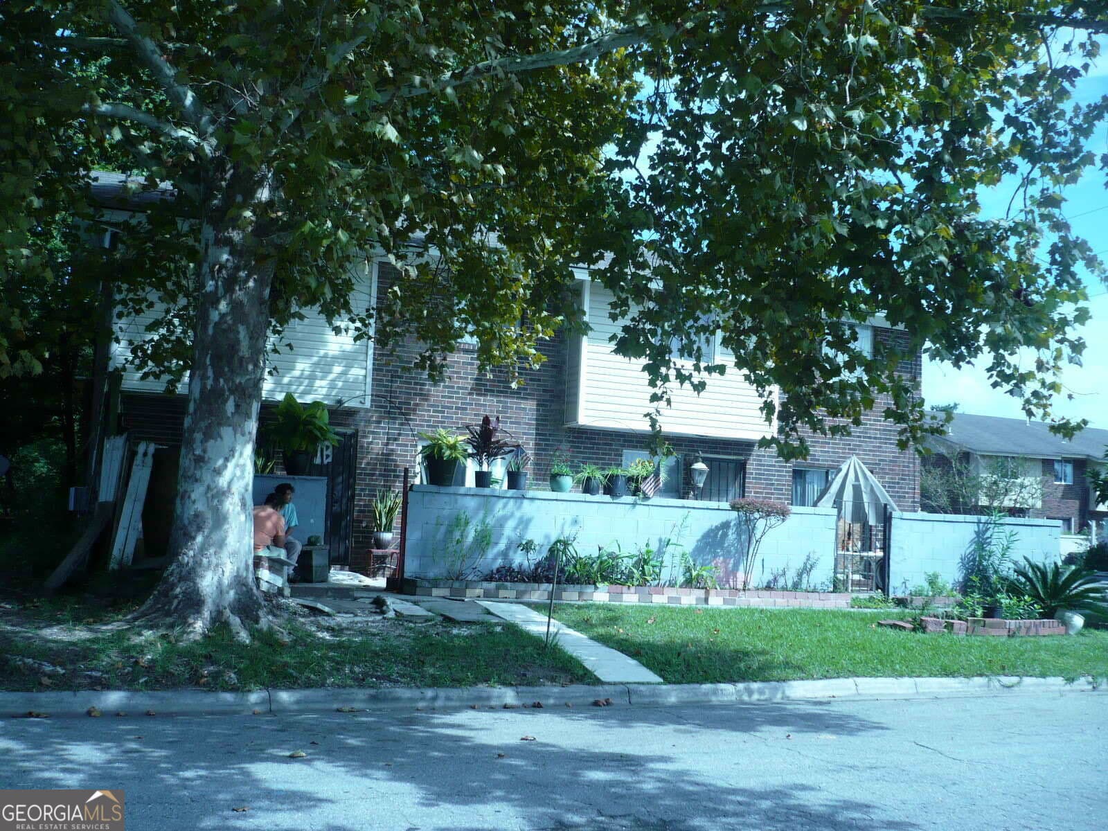 6 bedroom, 4 bathroom, 4,310 sq ft single family residence for sale at 1 Lewis Drive 1A & 1B, Savannah, GA 31406 — photo 1 of 1