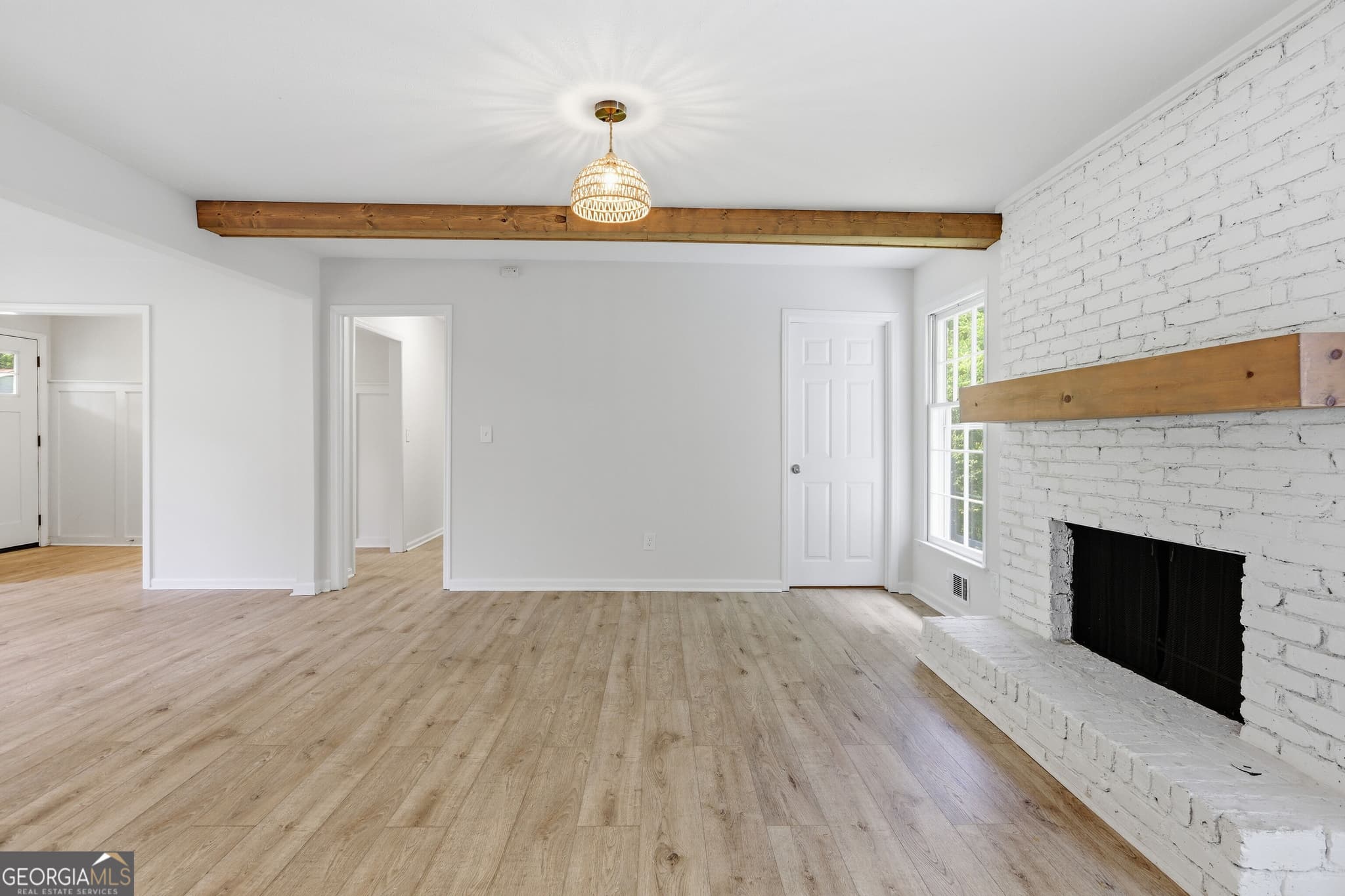 4 bedroom, 3 bathroom, 2,599 sq ft single family residence for sale at 3300 S Whisper Drive, Douglasville, GA 30135 — photo 6