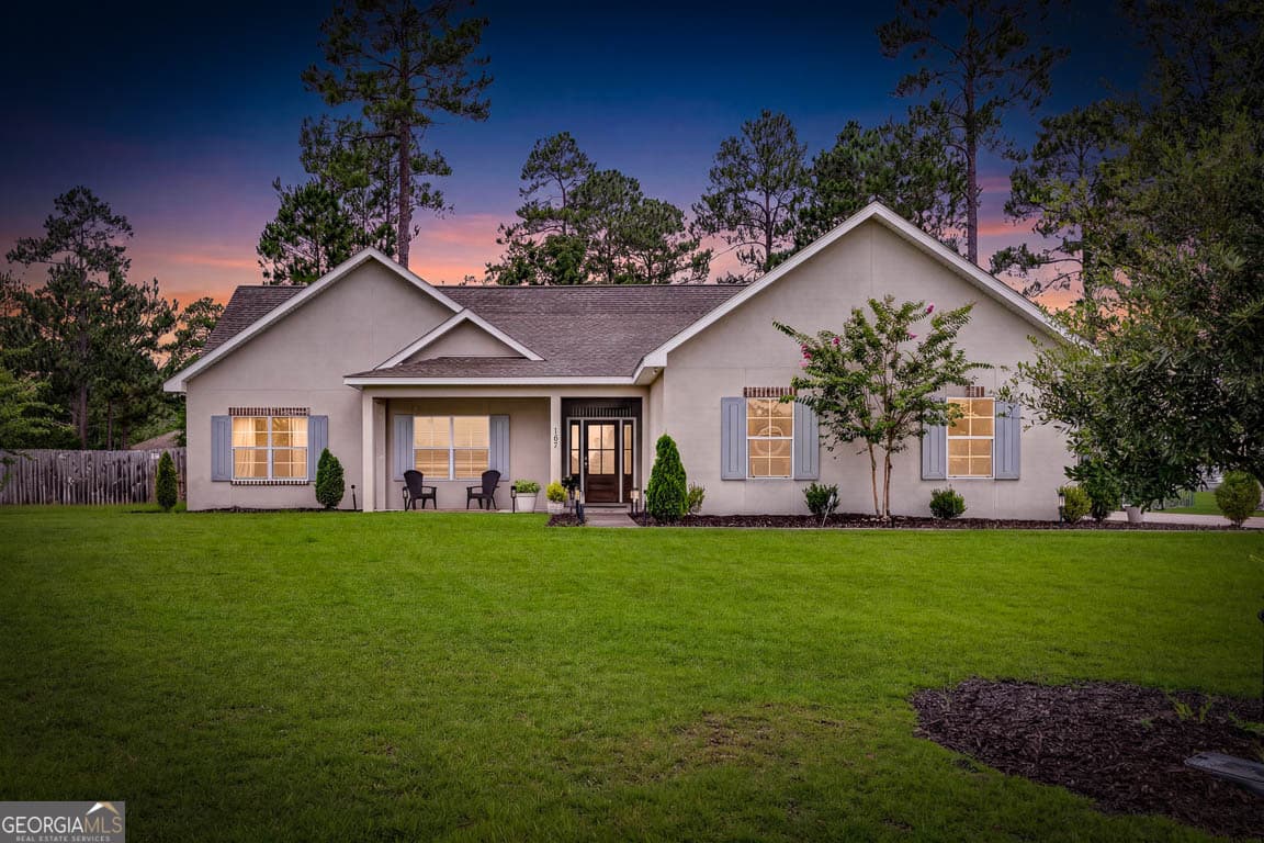 4 bedroom, 3 bathroom, 2,115 sq ft single family residence for sale at 167 Silver Bluff Circle, Brunswick, GA 31523
