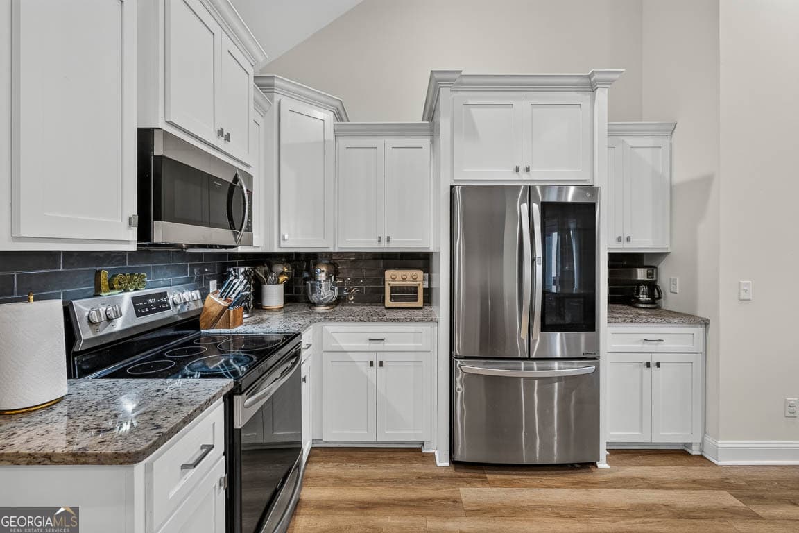 4 bedroom, 3 bathroom, 2,115 sq ft single family residence for sale at 167 Silver Bluff Circle, Brunswick, GA 31523 — photo 5