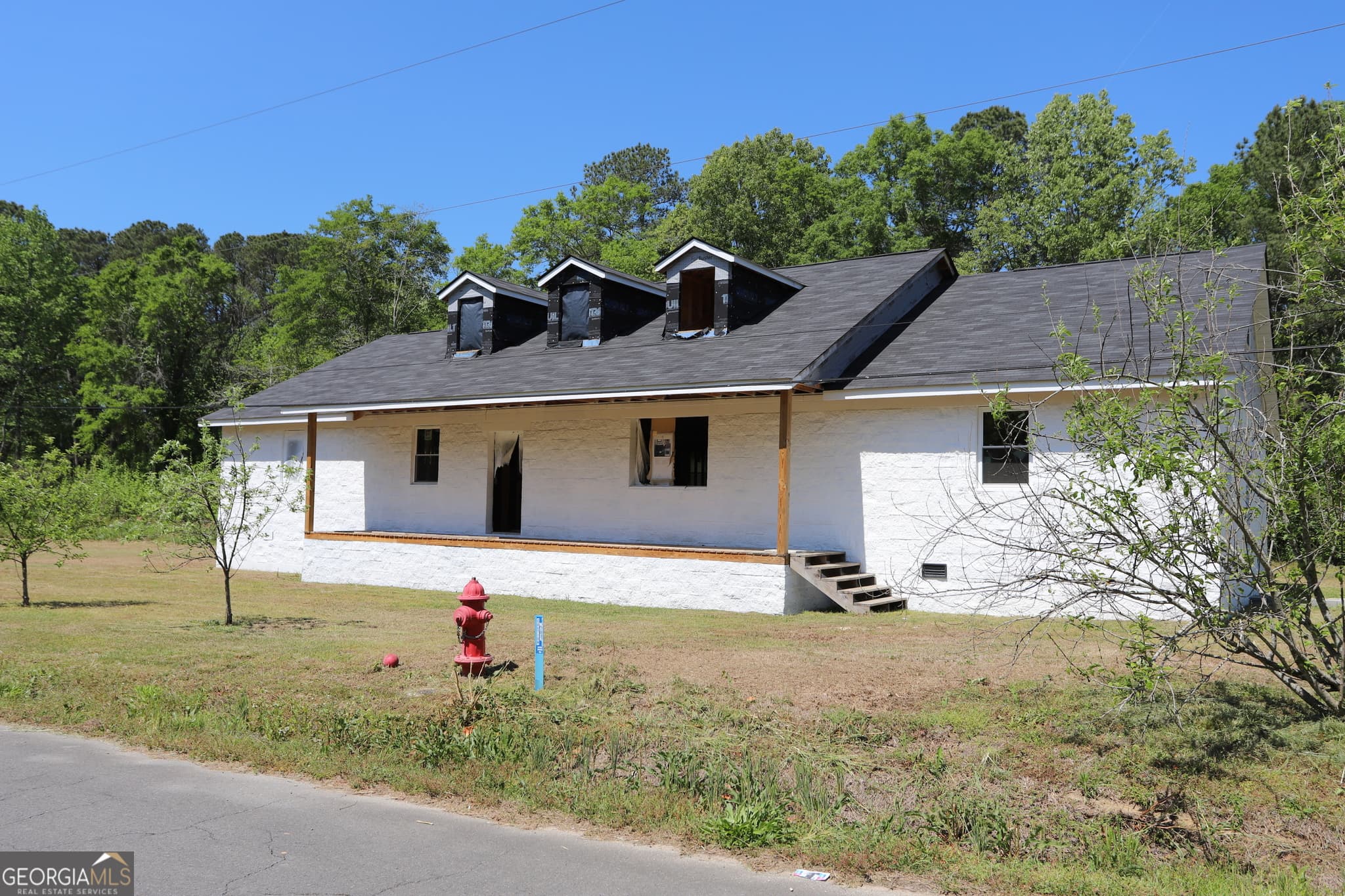 6 bedroom, 6 bathroom, 4,256 sq ft single family residence for sale at 271 Cemetery Road, Lyerly, GA 30730 — photo 4