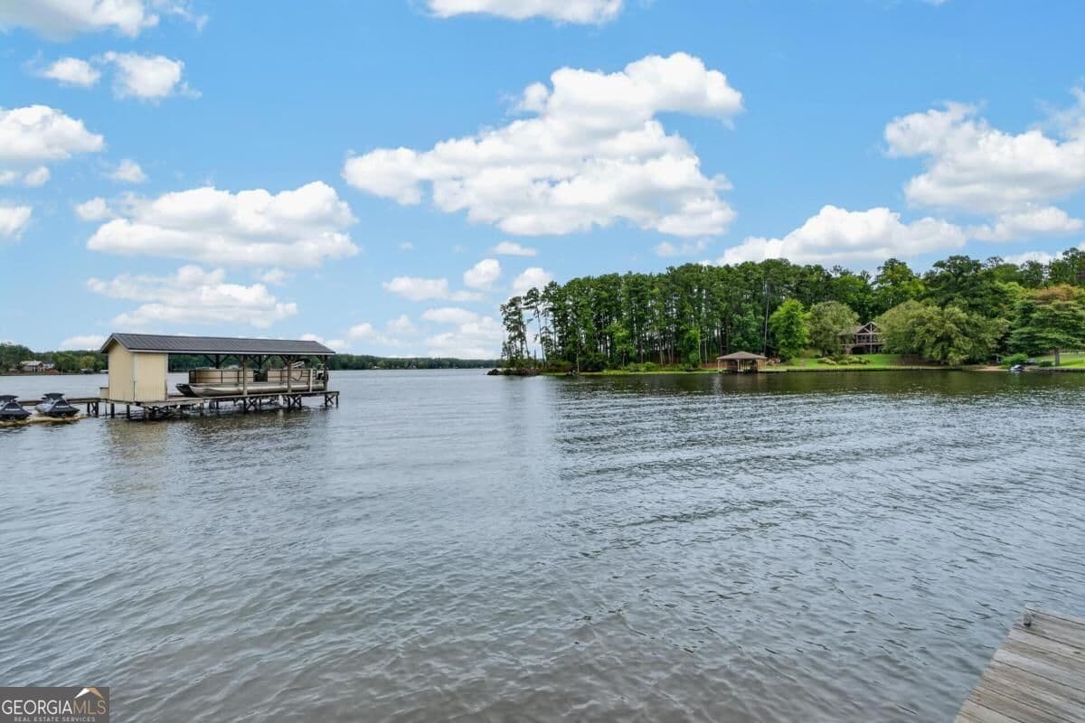 2 bedroom, 2 bathroom, 1,110 sq ft single family residence under contract at 2260 Oconee Drive, Sparta, GA 31087 — photo 7