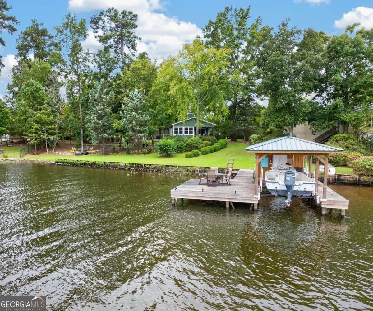 2 bedroom, 2 bathroom, 1,110 sq ft single family residence for sale at 2260 Oconee Drive, Sparta, GA 31087
