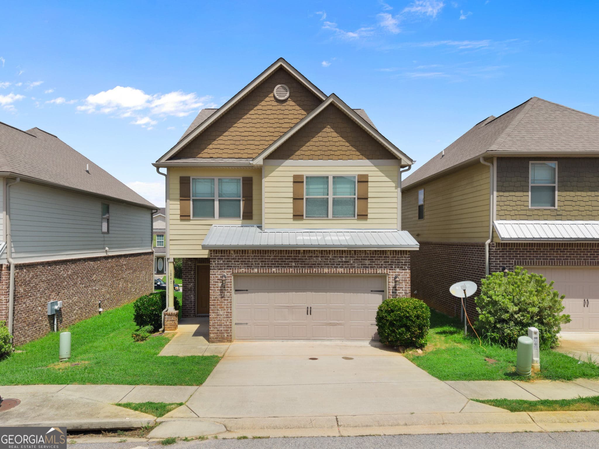 4 bedroom, 2.5 bathroom, 2,023 sq ft single family residence for rent at 1240 Faye Court, Mcdonough, GA 30253 for $2,090 a month — photo 1 of 1