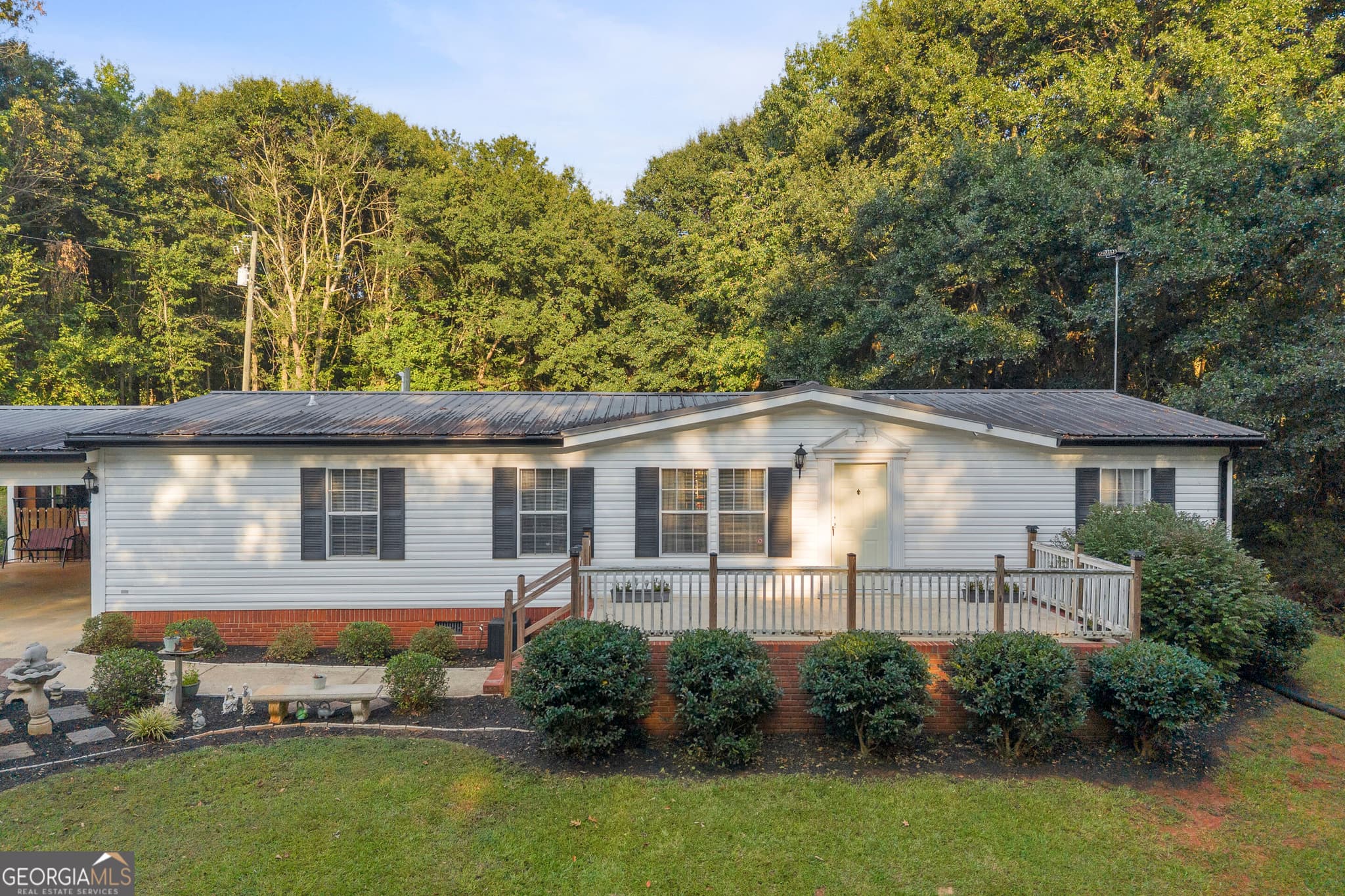 3 bedroom, 2 bathroom, 1,512 sq ft manufactured home,single family residence for sale at 763 Akins Lunsford Road, Canon, GA 30520 — photo 2