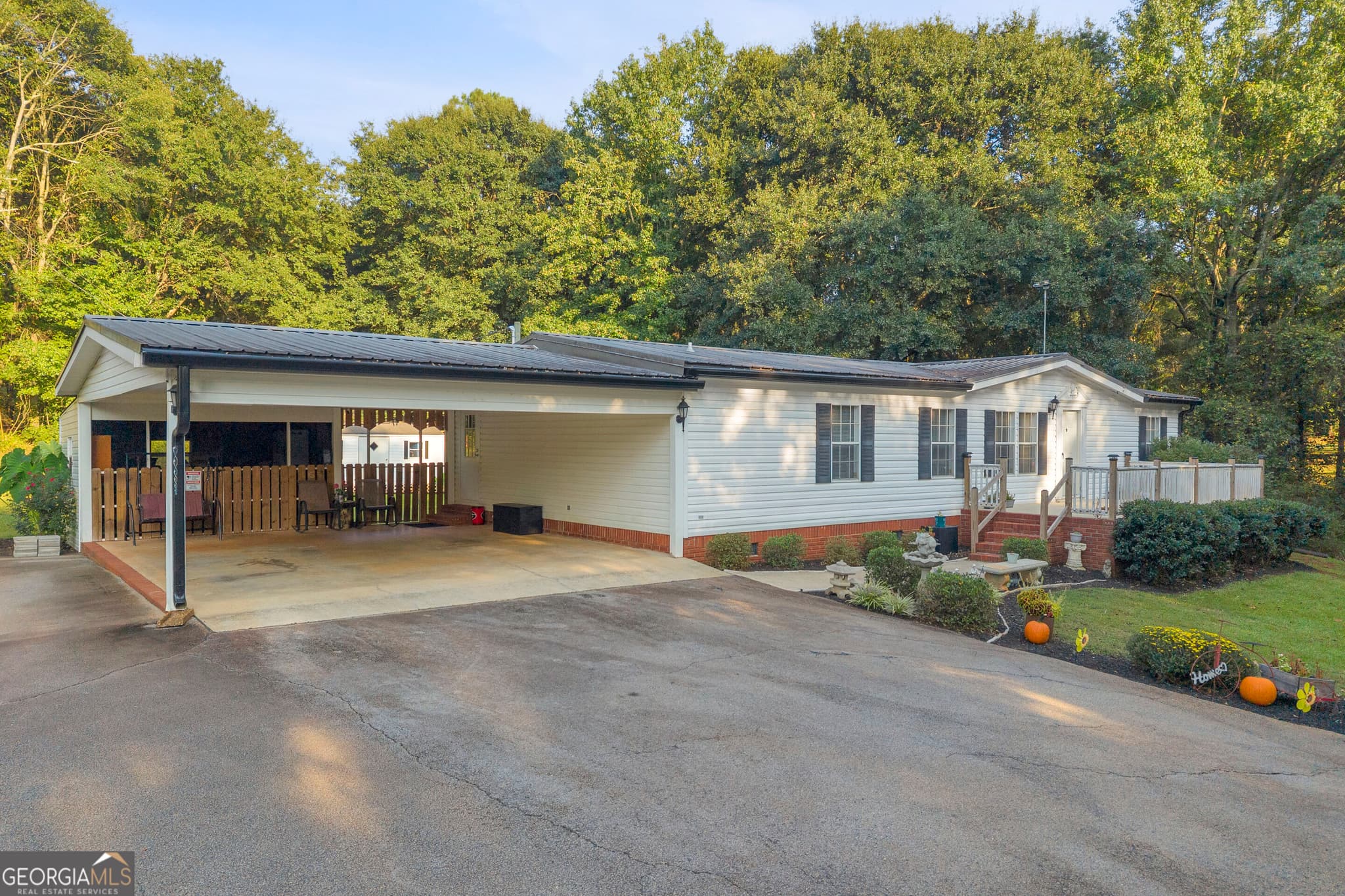 3 bedroom, 2 bathroom, 1,512 sq ft manufactured home,single family residence for sale at 763 Akins Lunsford Road, Canon, GA 30520 — photo 3