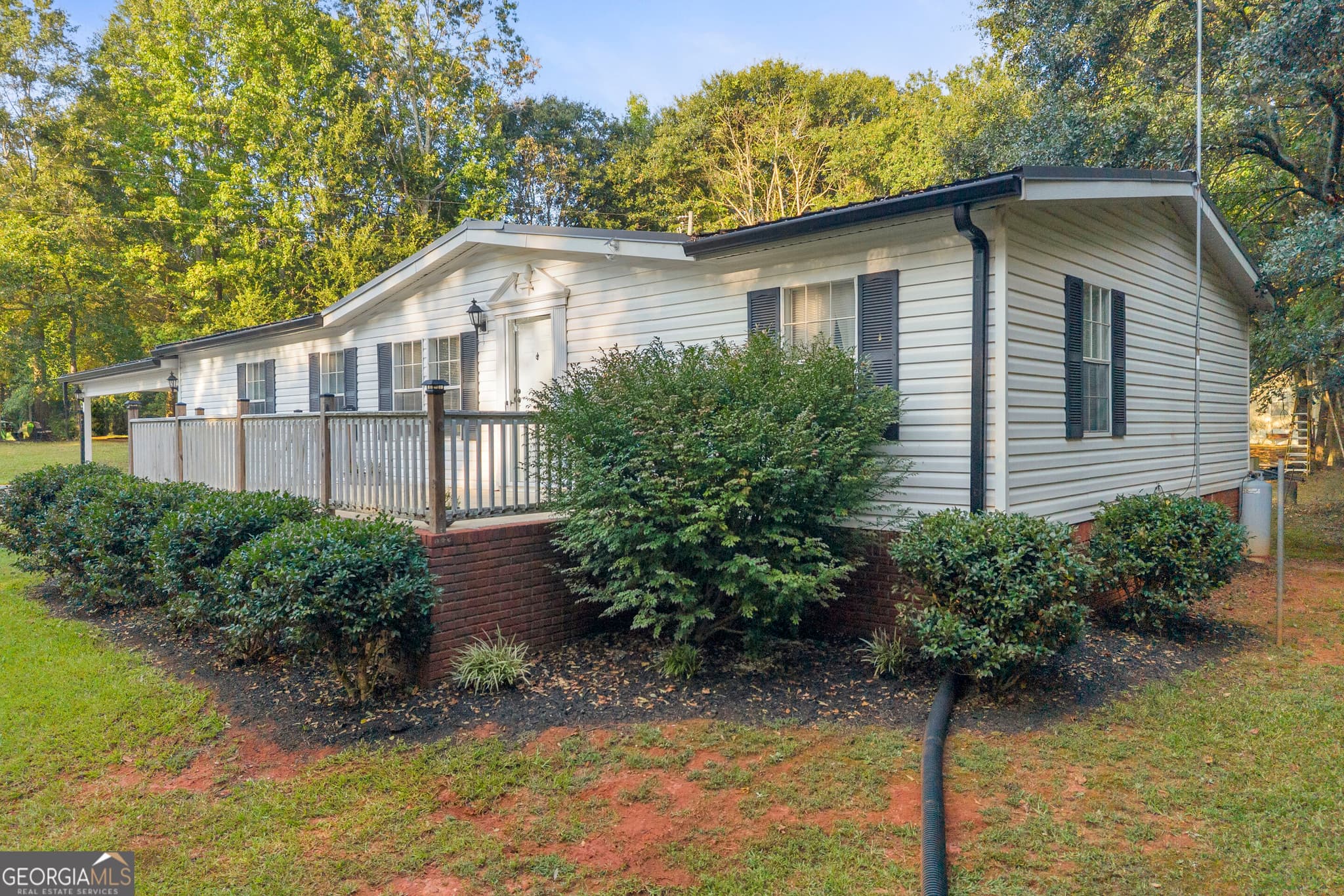 3 bedroom, 2 bathroom, 1,512 sq ft manufactured home,single family residence for sale at 763 Akins Lunsford Road, Canon, GA 30520 — photo 1 of 61