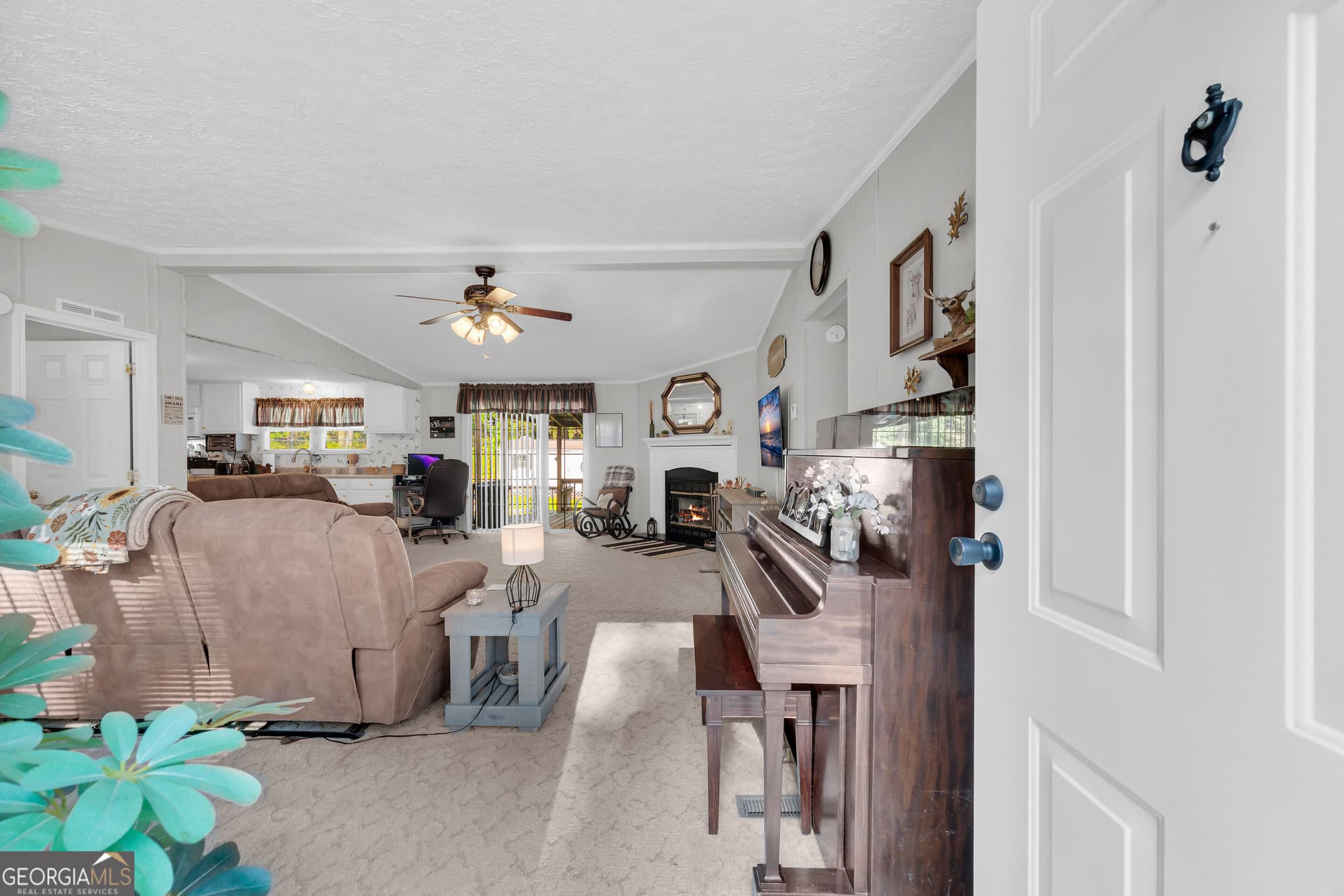 3 bedroom, 2 bathroom, 1,512 sq ft manufactured home,single family residence for sale at 763 Akins Lunsford Road, Canon, GA 30520 — photo 5