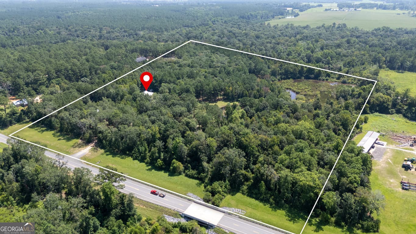 3 bedroom, 2 bathroom, 1,290 sq ft single family residence for sale at 2174 Ga Highway 111, Cairo, GA 39827 — photo 2