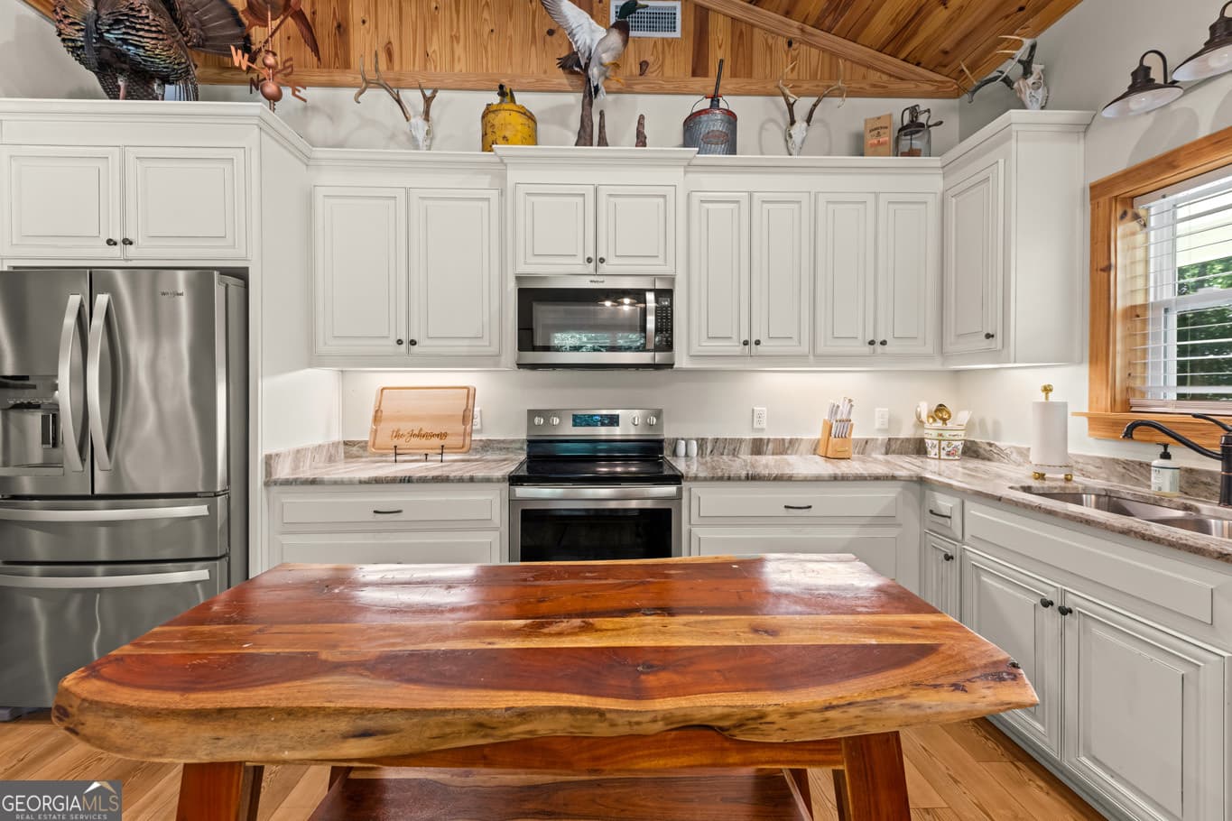 3 bedroom, 2 bathroom, 1,290 sq ft single family residence for sale at 2174 Ga Highway 111, Cairo, GA 39827 — photo 8