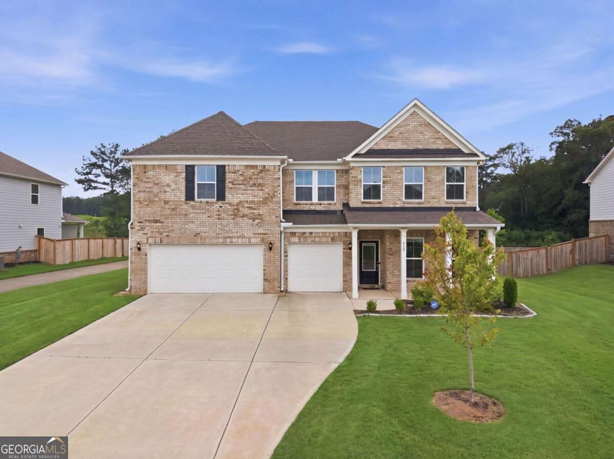 6 bedroom, 4 bathroom, 4,140 sq ft single family residence for sale at 112 Aj Welch Jr Way, Mcdonough, GA 30252 — photo 2