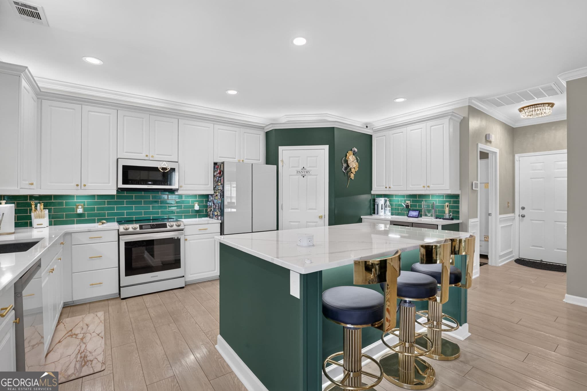 5 bedroom, 3 bathroom, 4,402 sq ft single family residence for sale at 25 Melody Drive, Pooler, GA 31322 — photo 9