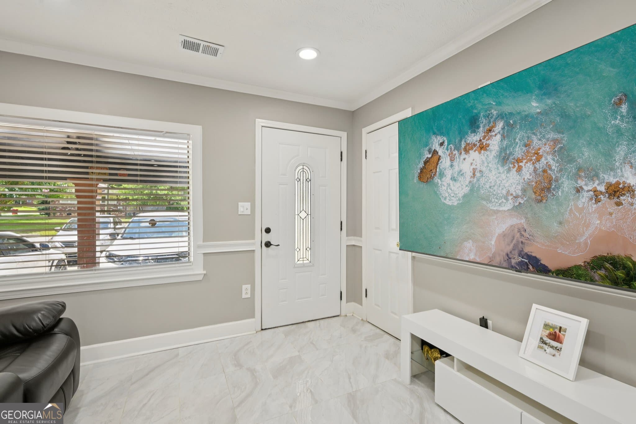 4 bedroom, 3 bathroom, 1,336 sq ft single family residence for sale at 5950 Springview Drive, Forest Park, GA 30297 — photo 3