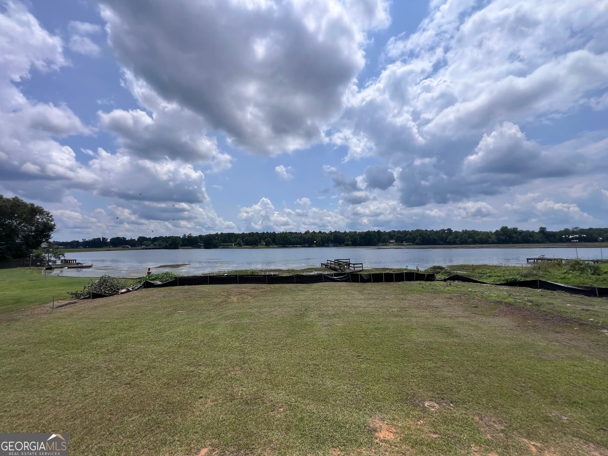4 bedroom, 2 bathroom, 1,560 sq ft manufactured home,single family residence for sale at 105 N Lakeshore Drive, Ivey, GA 31031 — photo 3