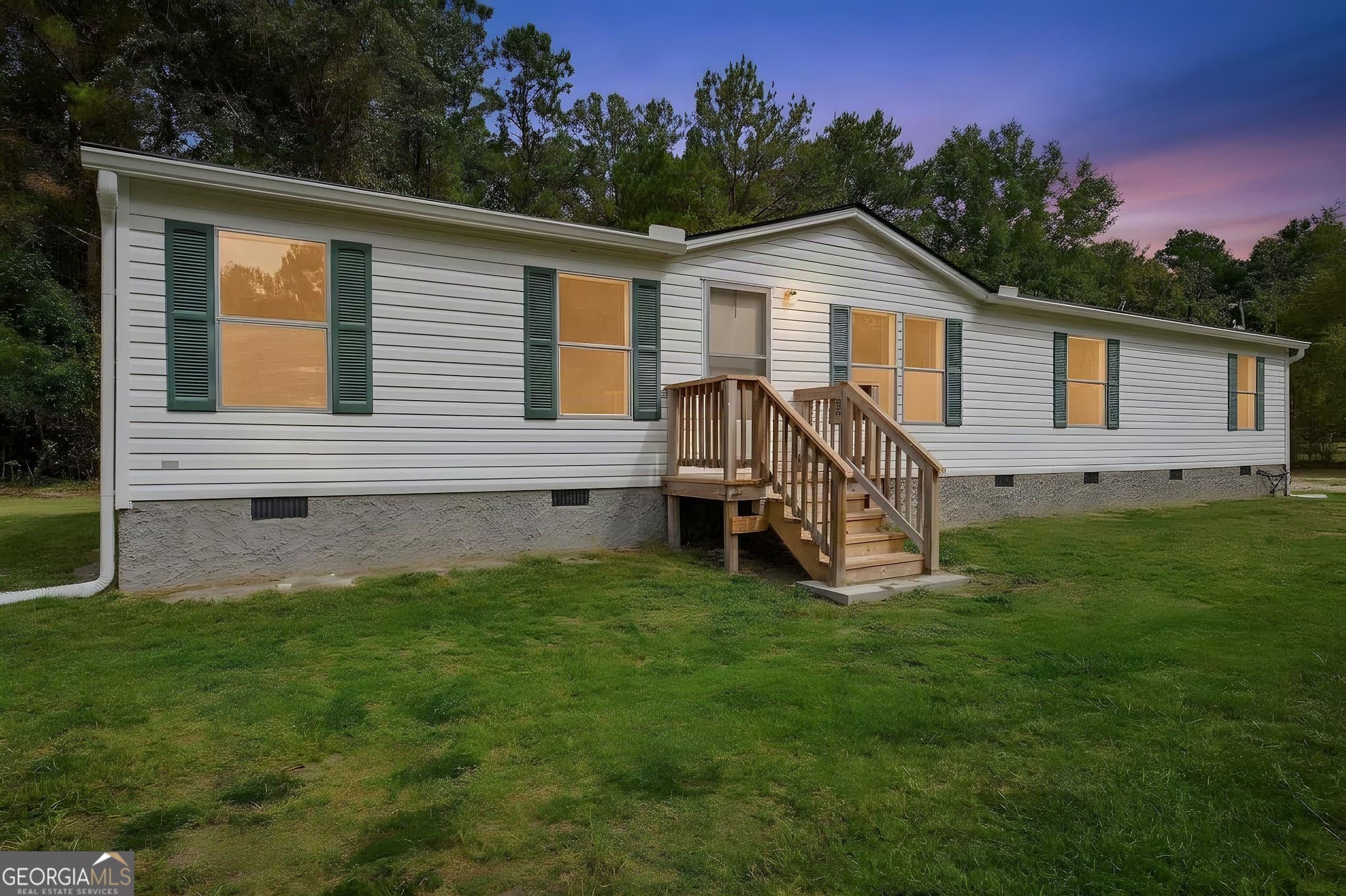 3 bedroom, 2 bathroom, 1,680 sq ft manufactured home,single family residence for sale at 337 Valley View Drive, Byron, GA 31008