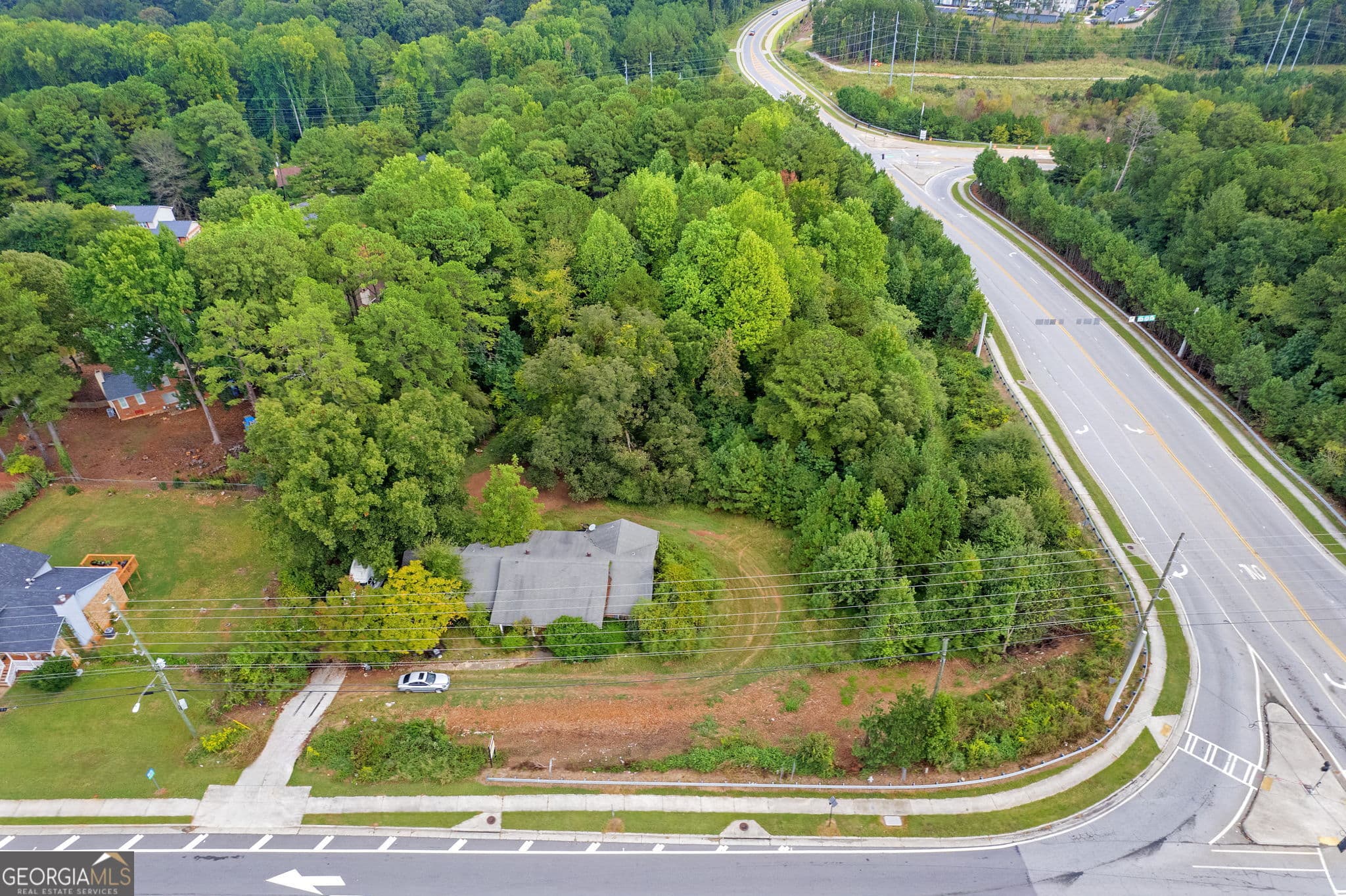 4 bedroom, 3 bathroom, 2,016 sq ft single family residence for sale at 885 Collins Hill Road, Lawrenceville, GA 30043 — photo 10