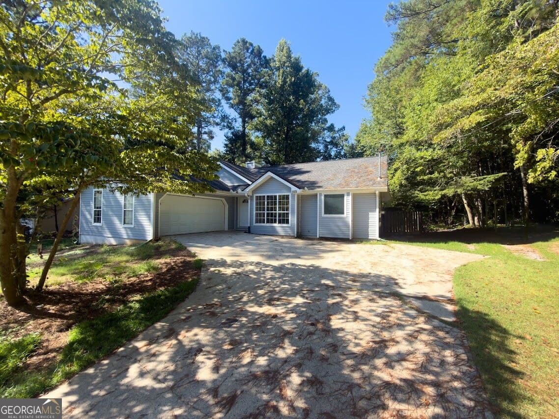 3 bedroom, 2 bathroom, 1,405 sq ft single family residence for sale at 57 Harpers Way, Carrollton, GA 30117 — photo 2