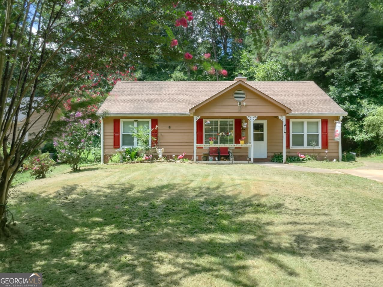 4 bedroom, 2 bathroom, 1,877 sq ft single family residence for sale at 107 Honeysuckle Lane, Stockbridge, GA 30281 — photo 1 of 12