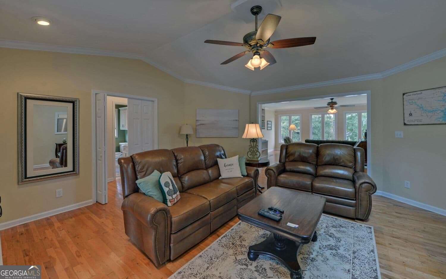 5 bedroom, 3 bathroom, 3,067 sq ft single family residence for sale at 300 Knox Circle, Lavonia, GA 30553 — photo 6