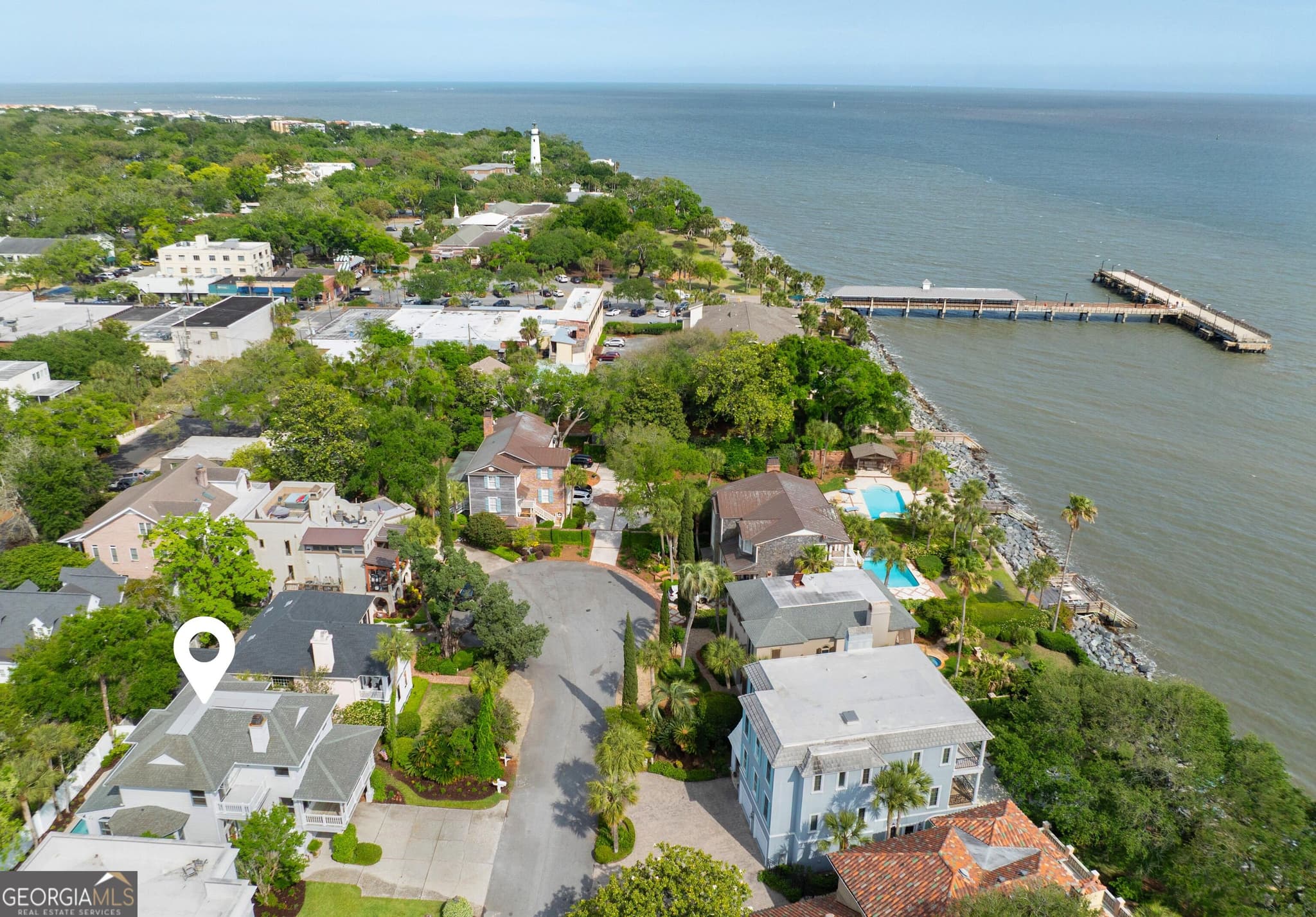 4 bedroom, 3.5 bathroom, 3,392 sq ft single family residence for sale at 105 Strachan Lane, Saint Simons Island, GA 31522 — photo 3