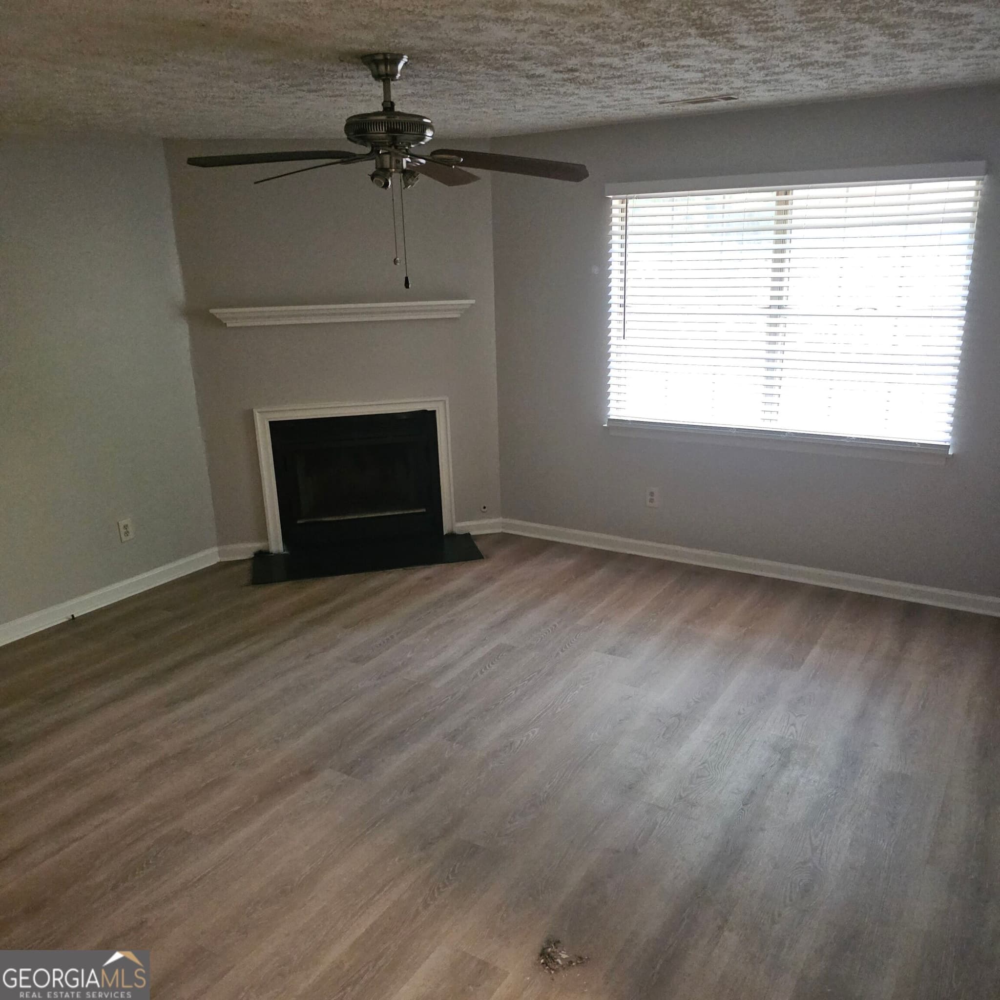 3 bedroom, 2 bathroom single family residence for rent at 5906 Summerglen Lane, College Park, GA 30349 for $1,500 a month — photo 2