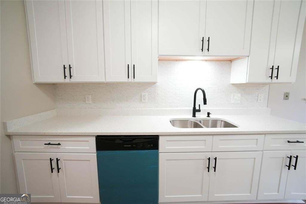 3 bedroom, 2 bathroom, 1,125 sq ft single family residence for sale at 927 Rowland Street, Clarkston, GA 30021 — photo 7
