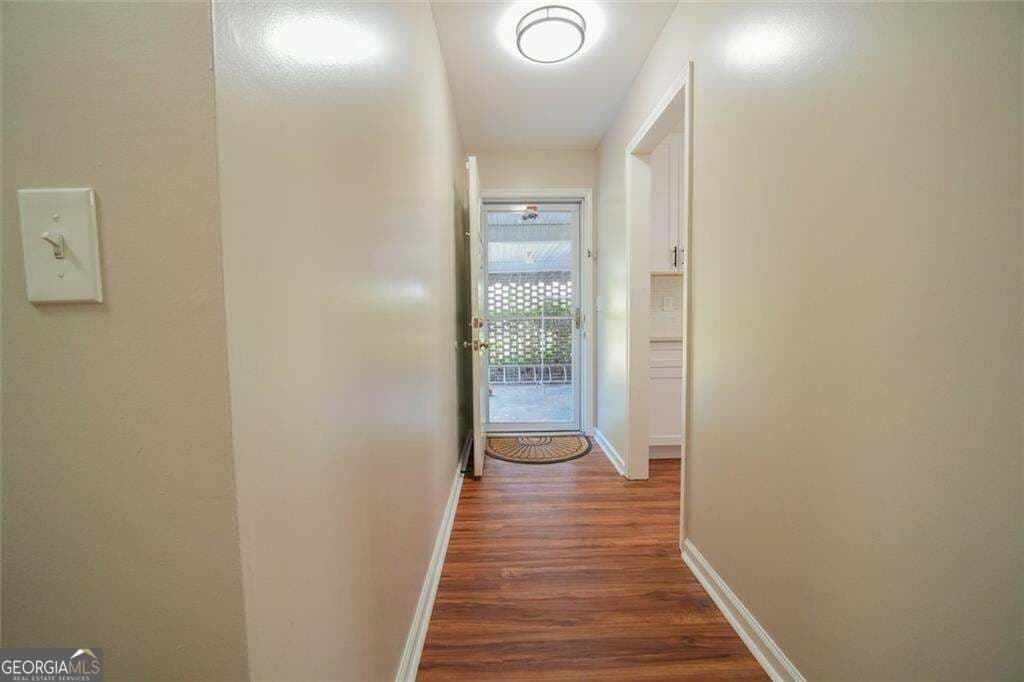 3 bedroom, 2 bathroom, 1,125 sq ft single family residence for sale at 927 Rowland Street, Clarkston, GA 30021 — photo 3