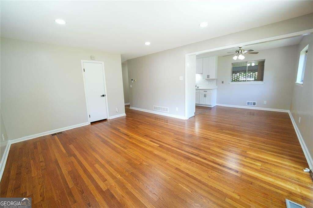 3 bedroom, 2 bathroom, 1,125 sq ft single family residence for sale at 927 Rowland Street, Clarkston, GA 30021 — photo 9