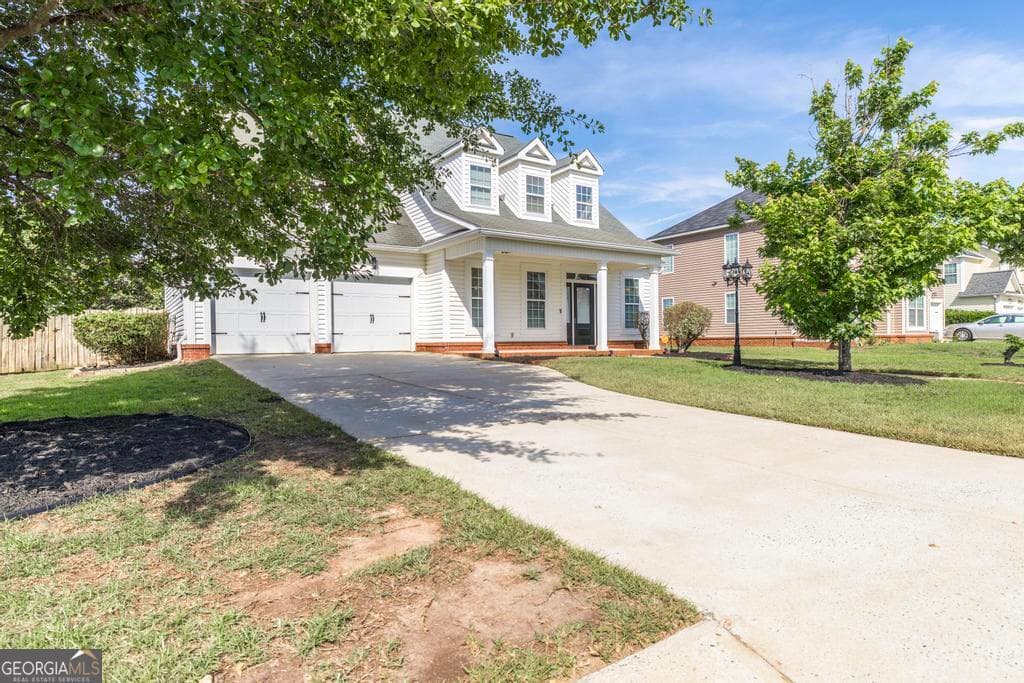 3 bedroom, 2.5 bathroom, 1,831 sq ft single family residence sold at 216 Raleigh Drive, Warner Robins, GA 31088