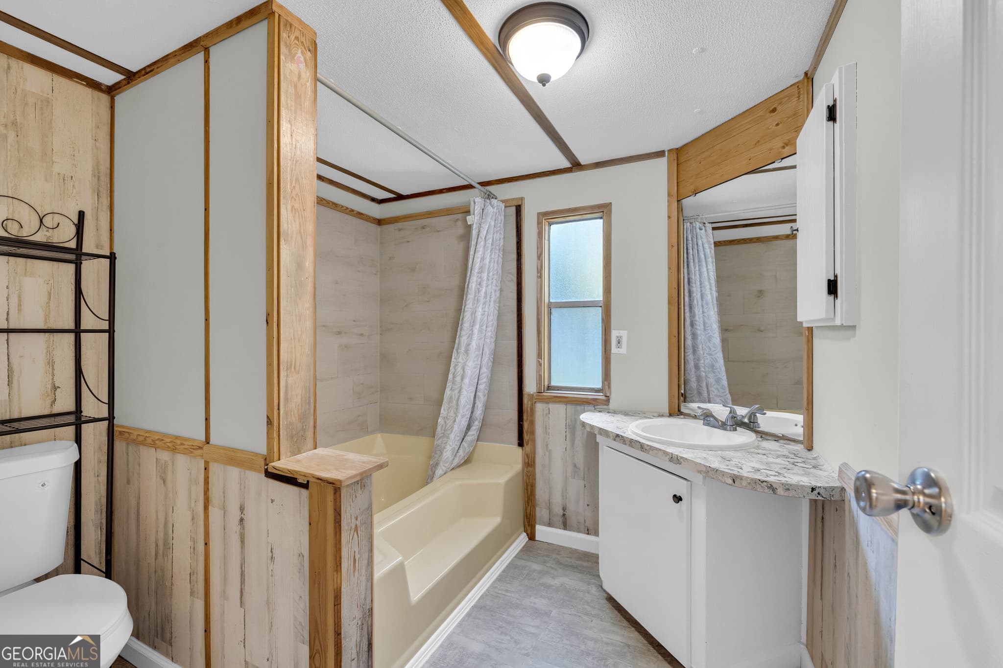 2 bedroom, 2 bathroom, 924 sq ft manufactured home,single family residence for sale at 367 Griffin Road, Martin, GA 30557 — photo 10