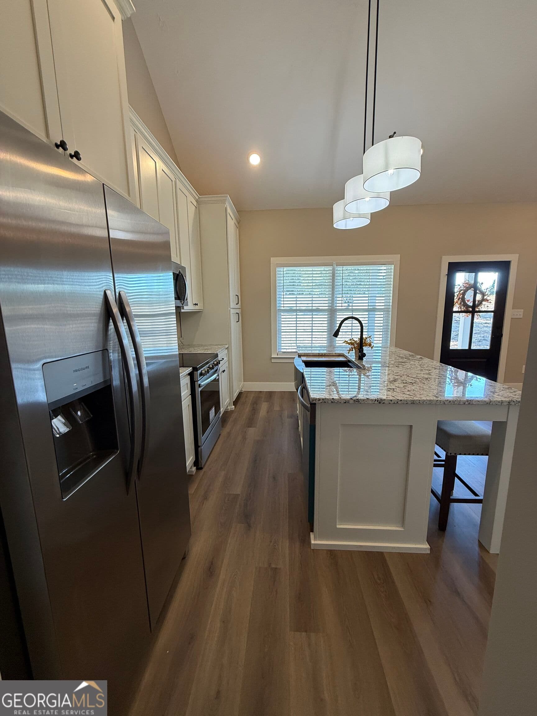 3 bedroom, 2 bathroom, 1,185 sq ft single family residence under contract at 2578 Wrightsboro Road, Thomson, GA 30824 — photo 5
