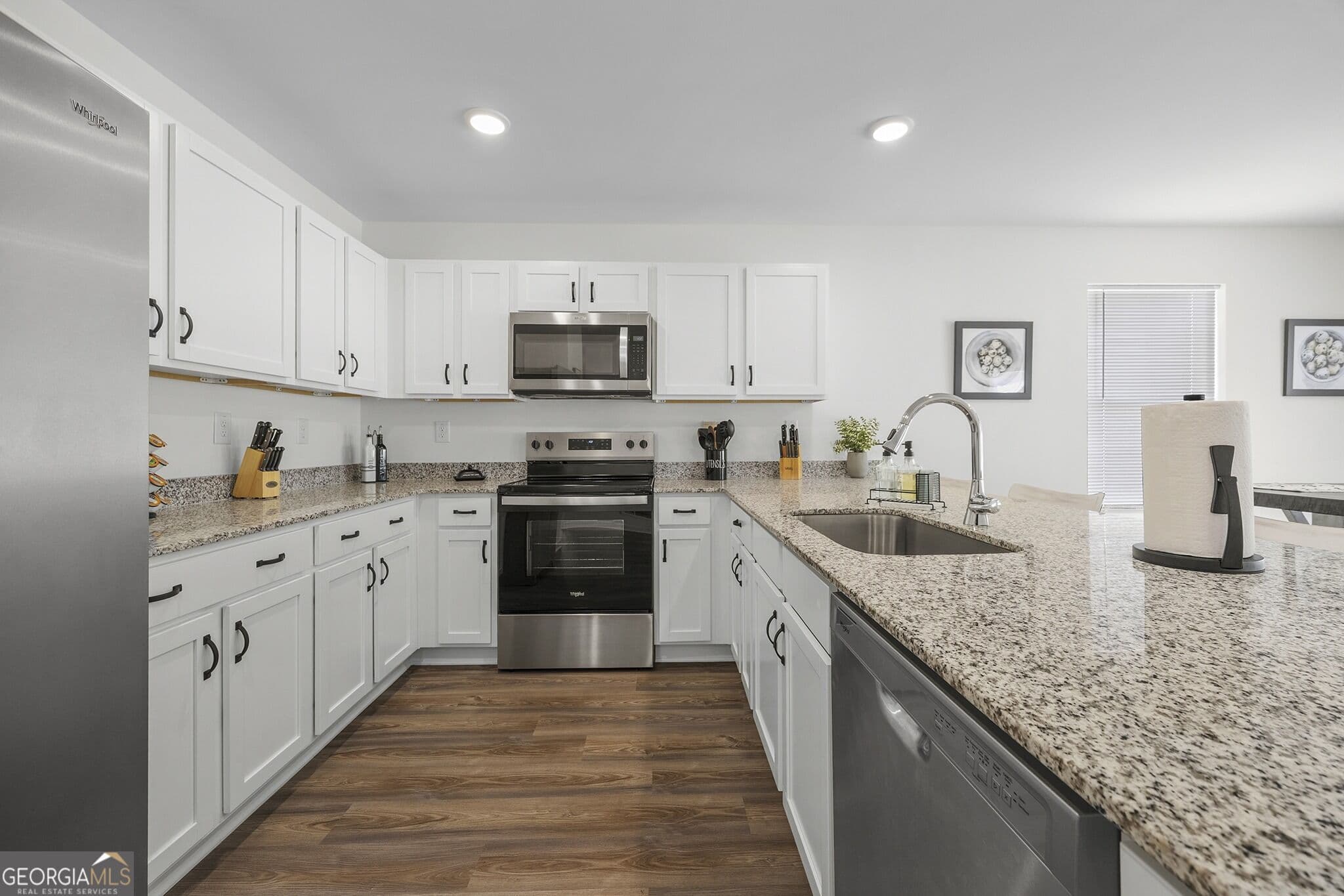 4 bedroom, 2 bathroom, 1,684 sq ft single family residence for sale at 104 Dream Catcher Drive, Lizella, GA 31052 — photo 7