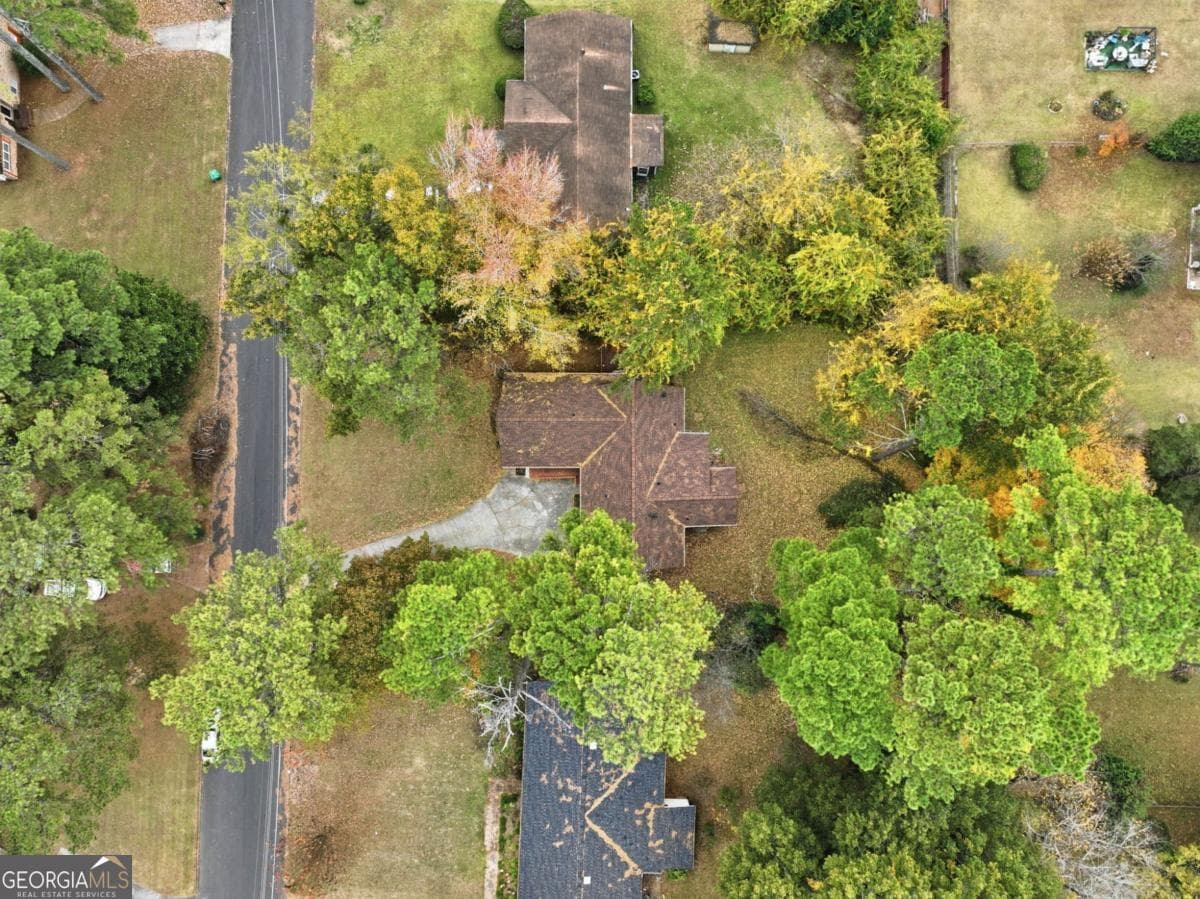 3 bedroom, 2 bathroom single family residence for sale at 2713 Neptune Place, Decatur, GA 30034 — photo 8