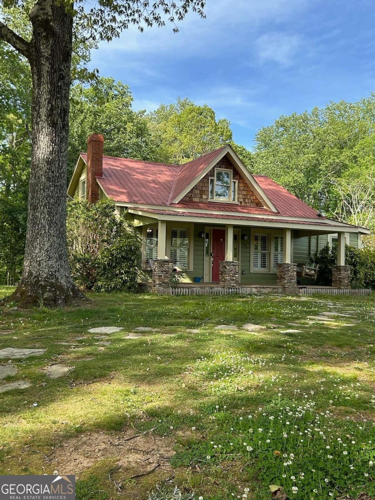 3 bedroom, 2 bathroom, 1,913 sq ft single family residence for sale at 1401 Alec Mountain Road, Clarkesville, GA 30523 — photo 6
