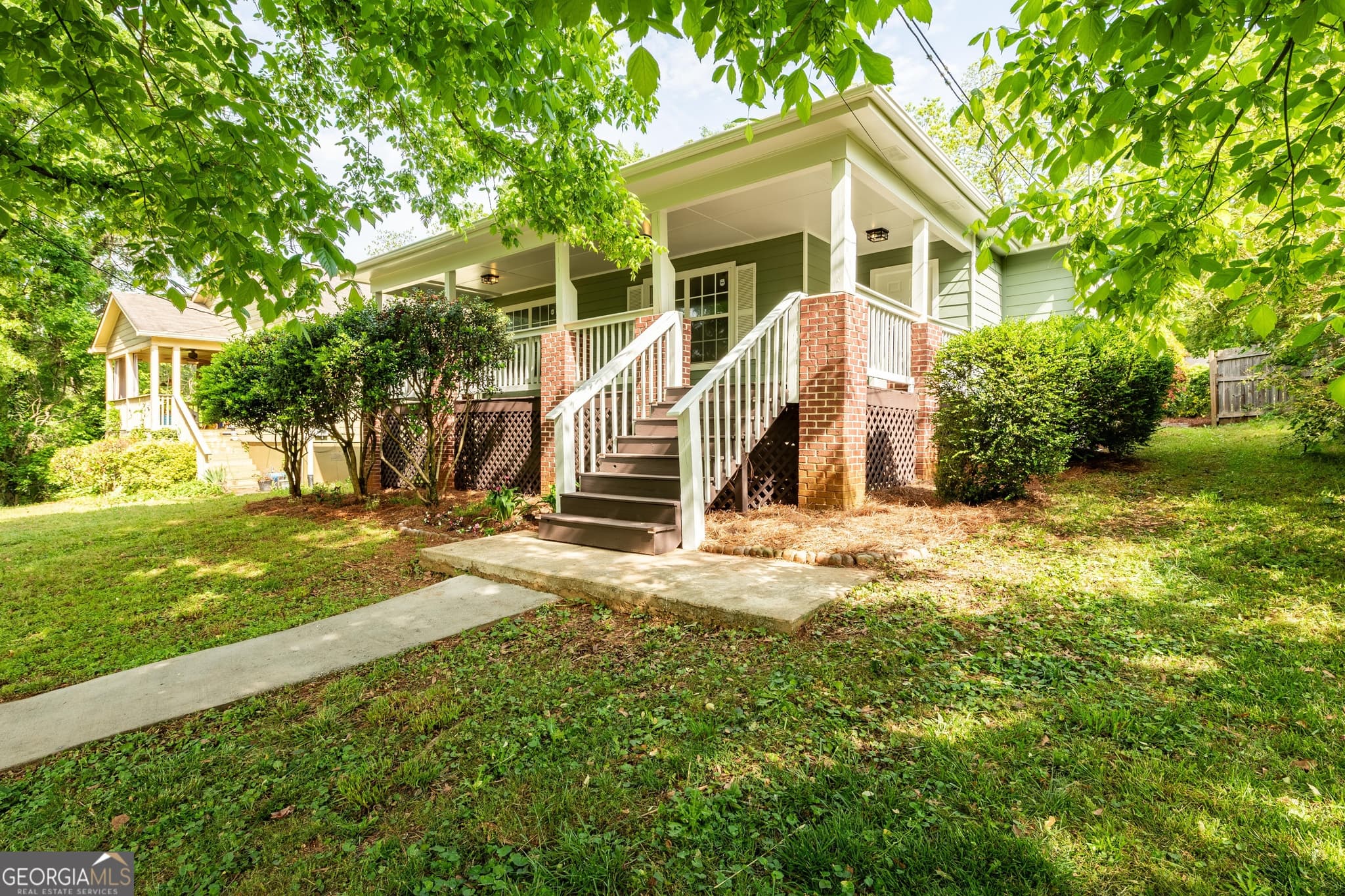 3 bedroom, 2 bathroom, 1,101 sq ft single family residence sold at 1412 Woodbine Avenue, Atlanta, GA 30317