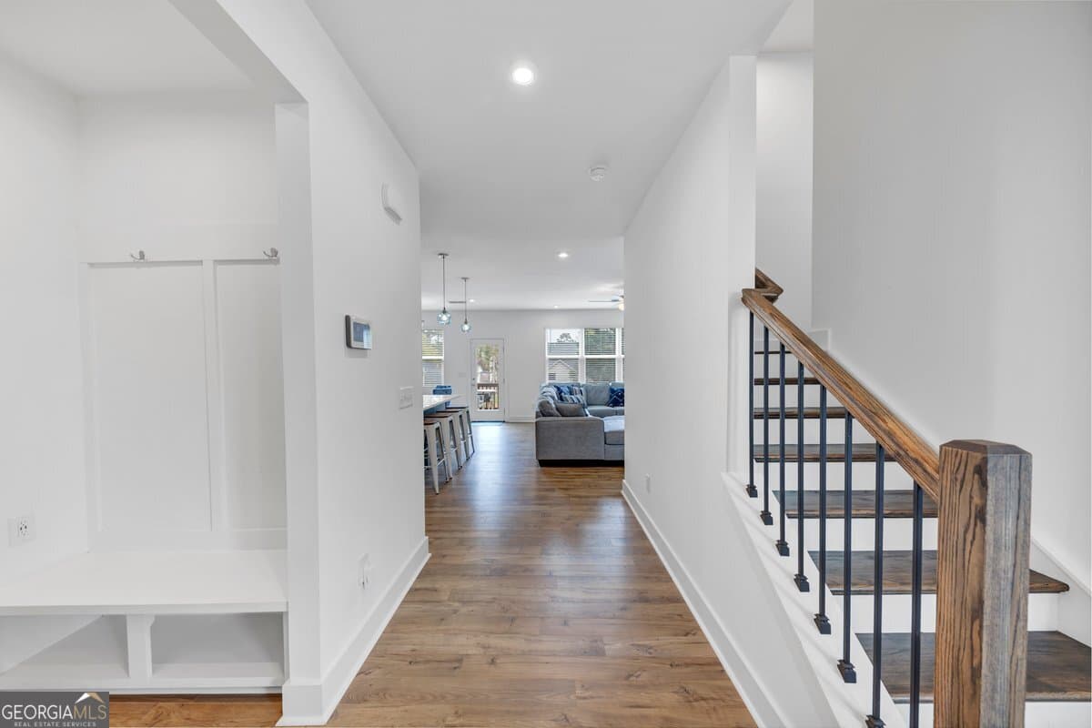 3 bedroom, 3.5 bathroom, 2,577 sq ft townhouse for sale at 1393 Halpern Lane, Kennesaw, GA 30144 — photo 6